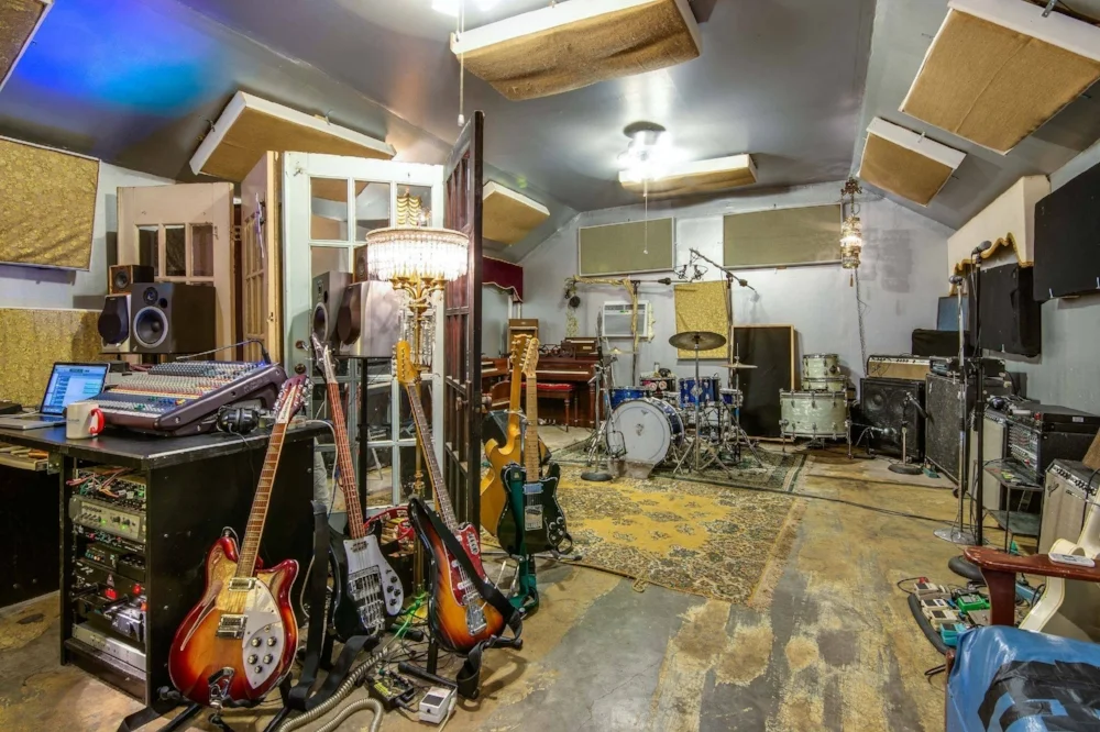 5 and Dime Recording in Memphis, TN.