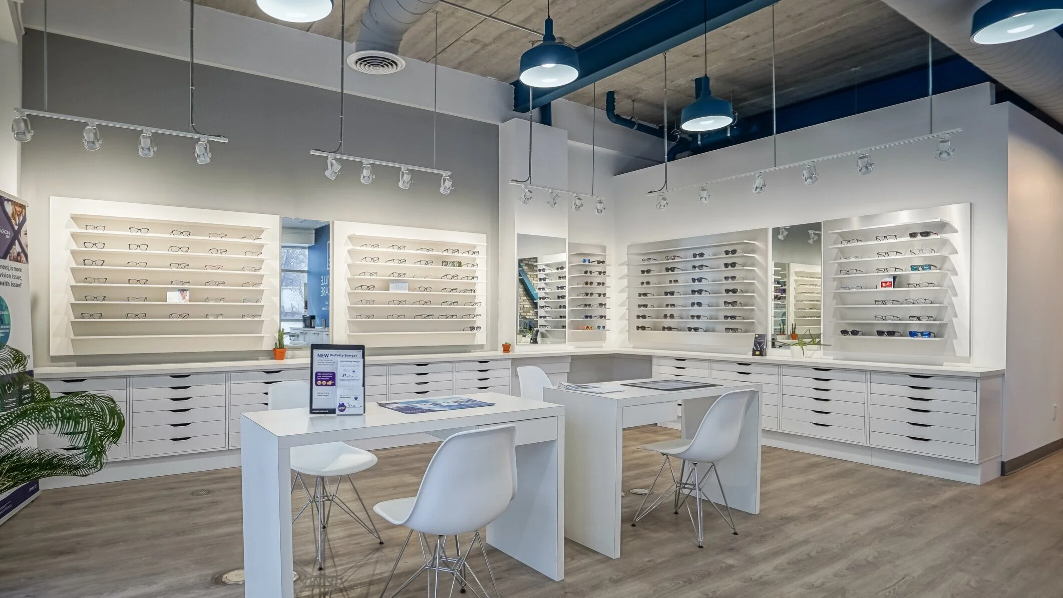 oakville_eye_care_0002_06130.jpg