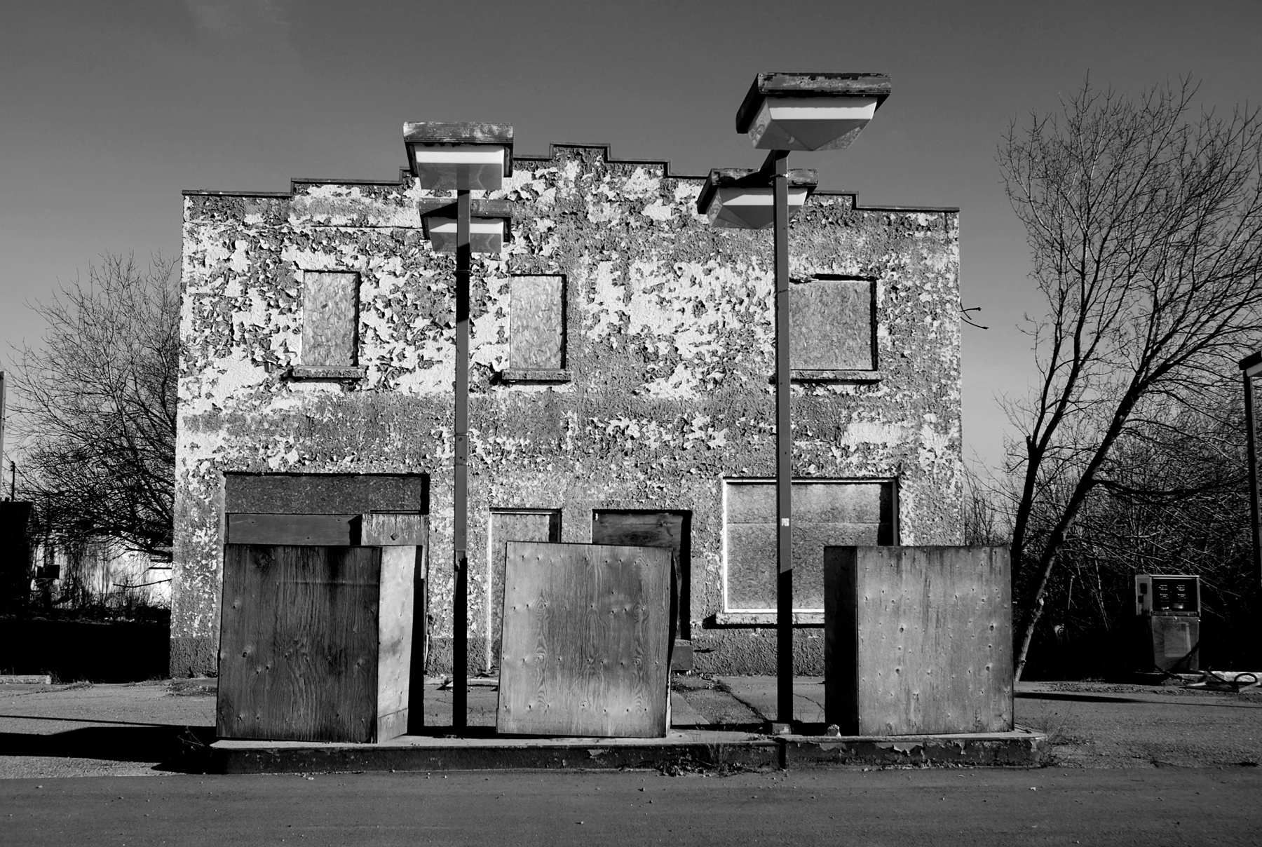 Gas Station, Ontario (2012)