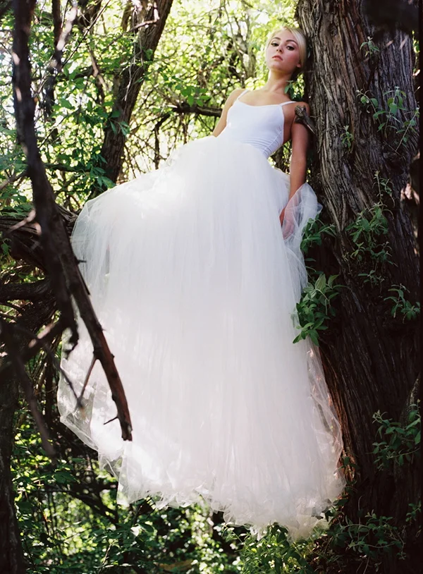 annasophia-robb-katelyn-simkins-colorado2.jpg