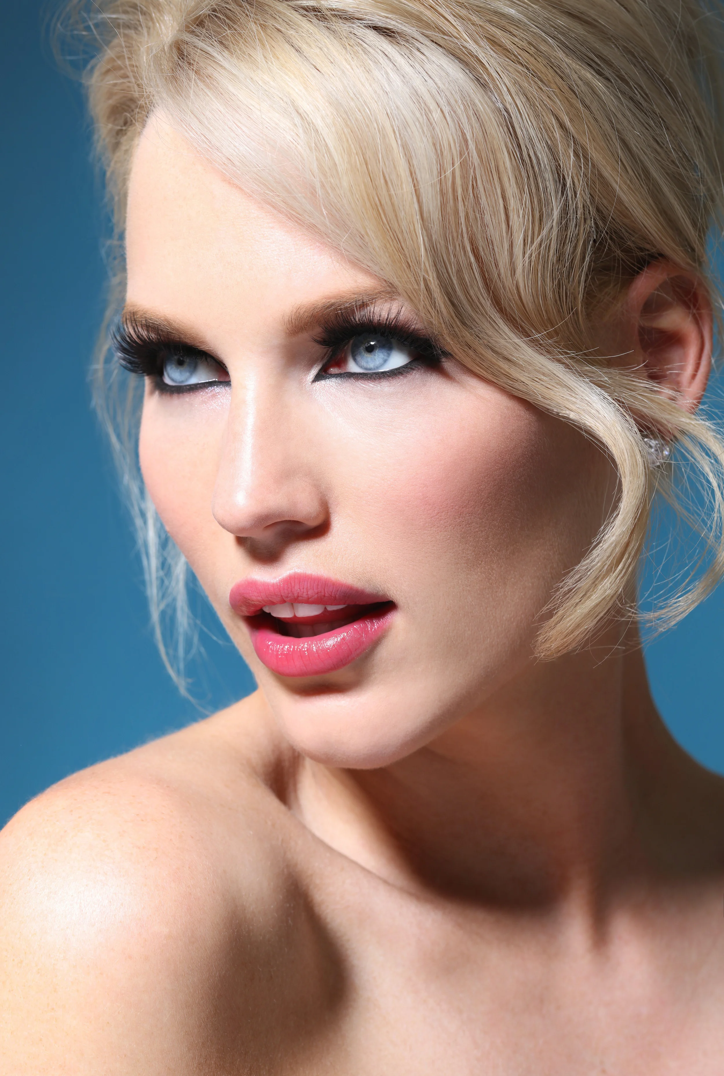 edit_Battington_Lashes_B0550EDT.jpg