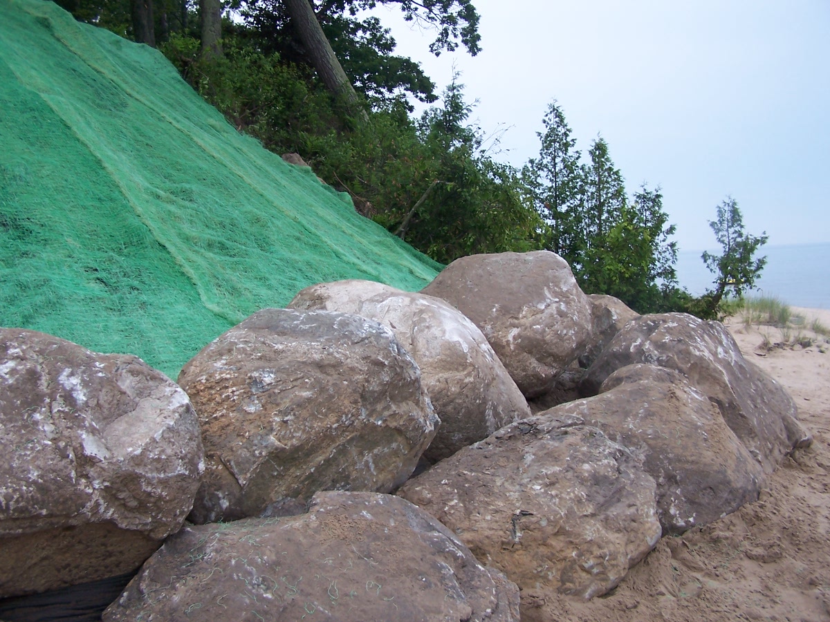  Bluff Stabilization with Boulders on Lake Michigan 