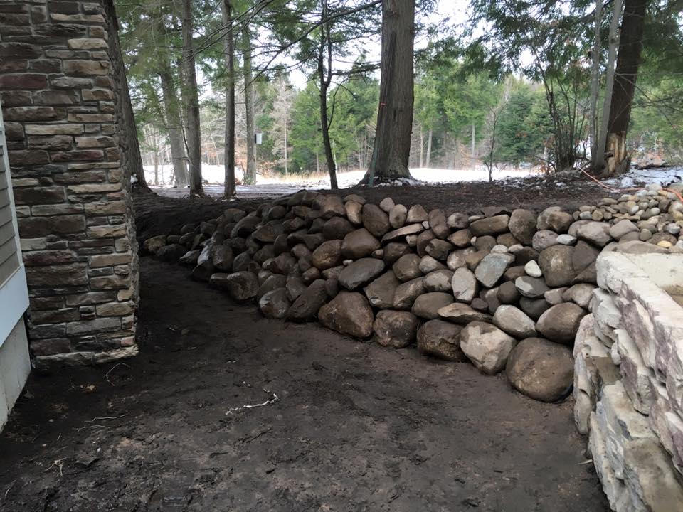  Natural rock wall for new home 