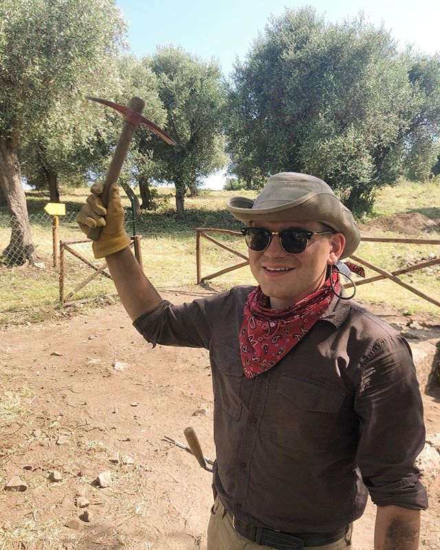 Diggin&rsquo;, yeein&rsquo;, and hawin&rsquo; 🤠 -Avi

#cosaexcavations2019