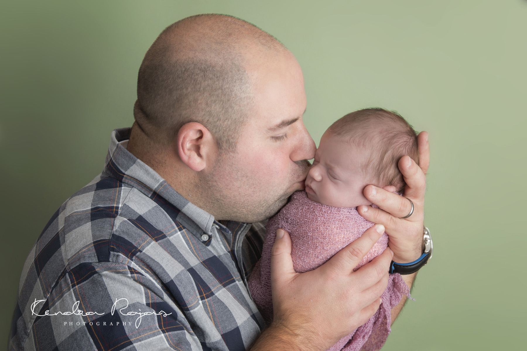 Newborn_Charlotte 112216_21_LOW_Social.jpg