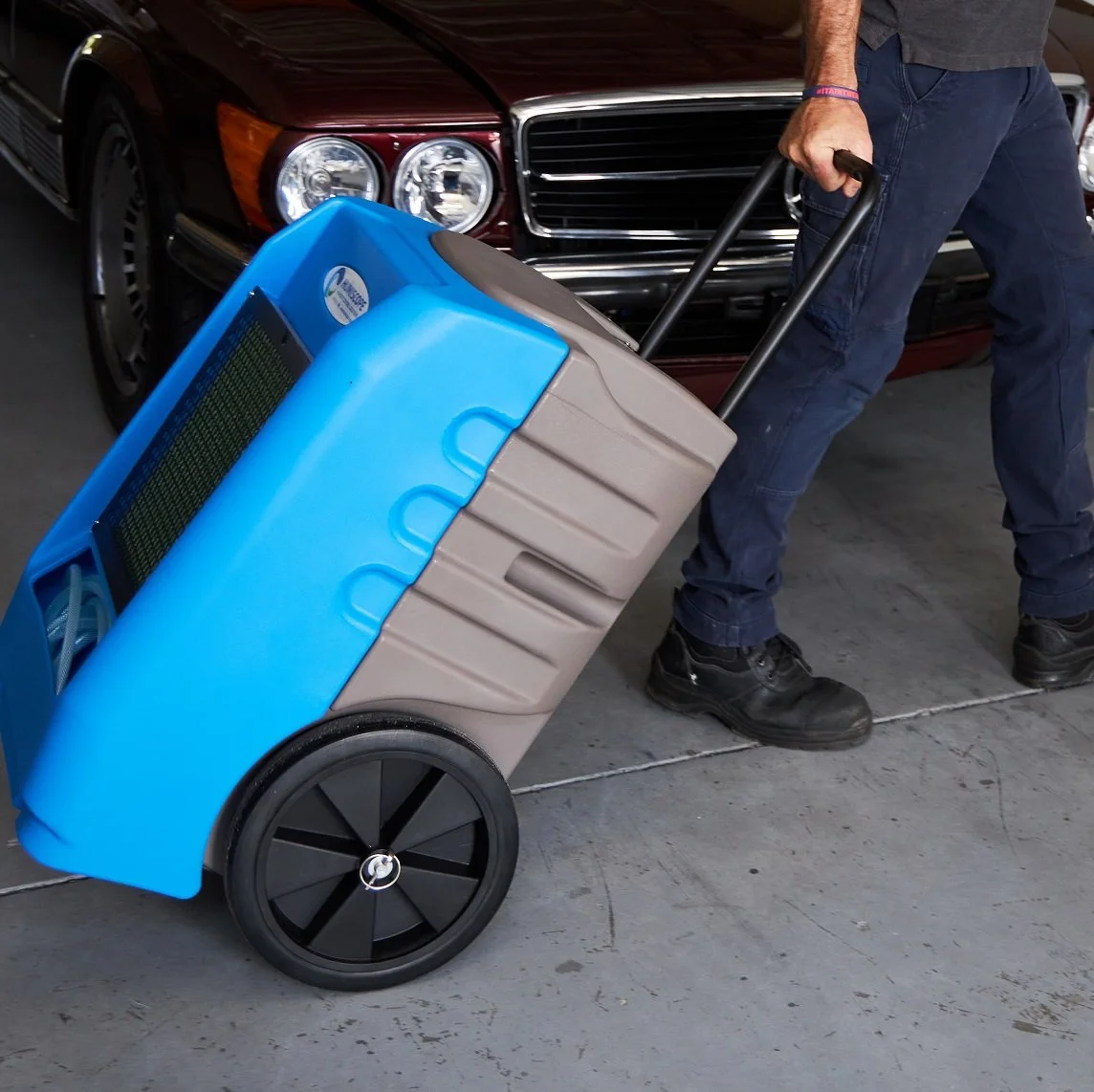 easy to move portable dehumidifier
