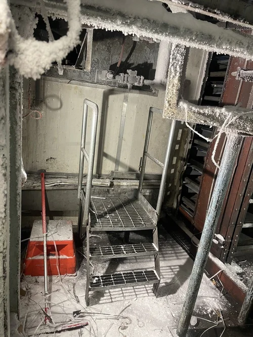 Ice Build Up in a Blast Freezer — Humiscope