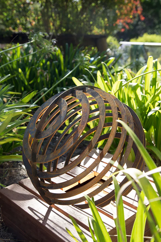 cubia-light-cage-vertical.jpg