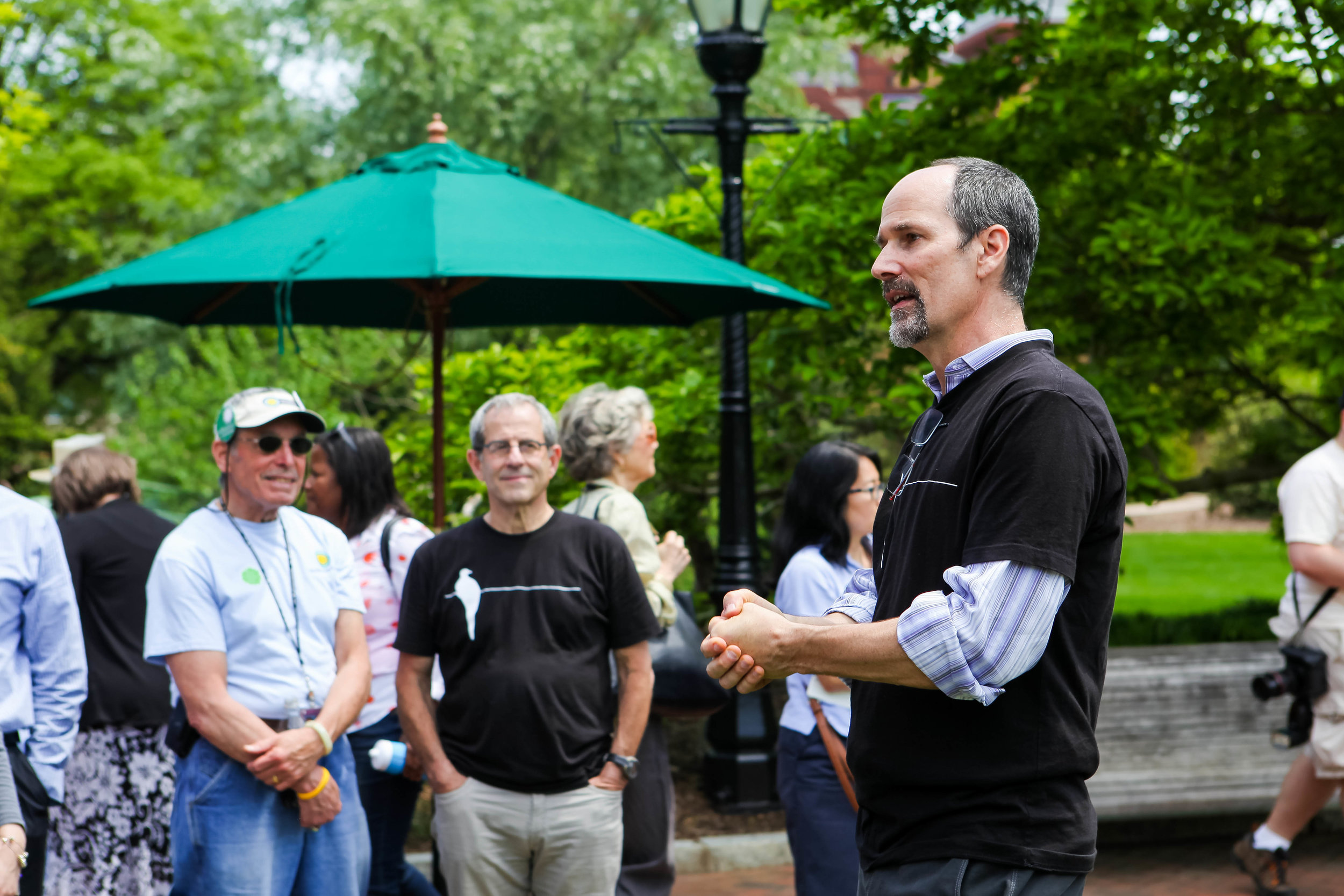 Sculptor Todd McGrain & The Lost Bird Project at the Smithsonian Institution