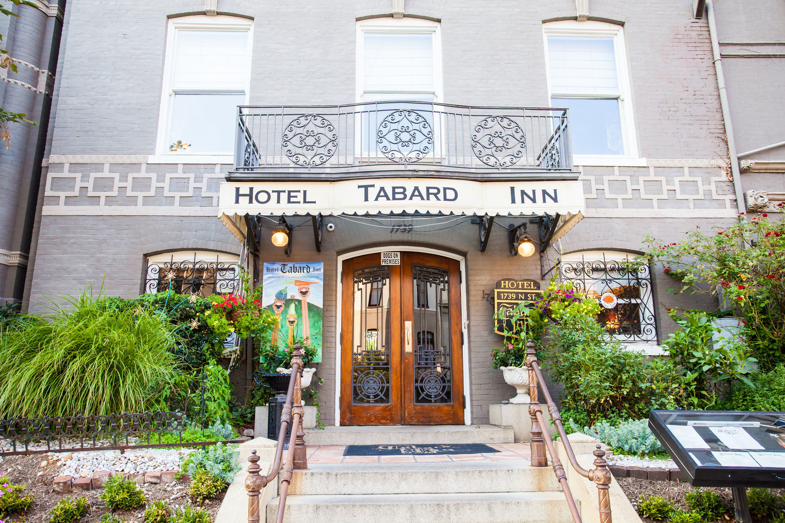 Tabard Inn Reception (Mary Jacob & Mark) - 031.jpg