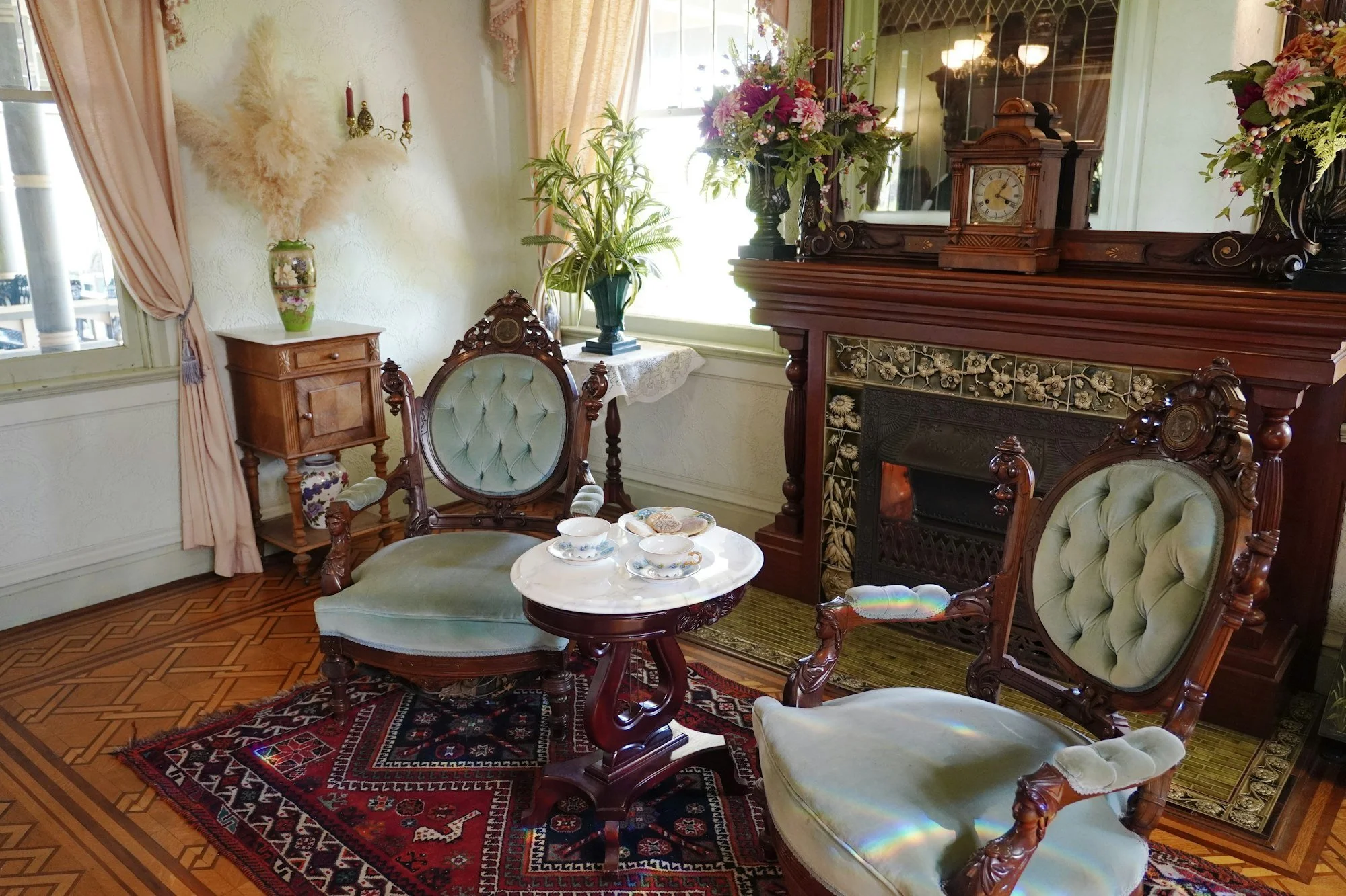 Paulus Hook Brownstone Painting: Historic Interiors, Modern Colors