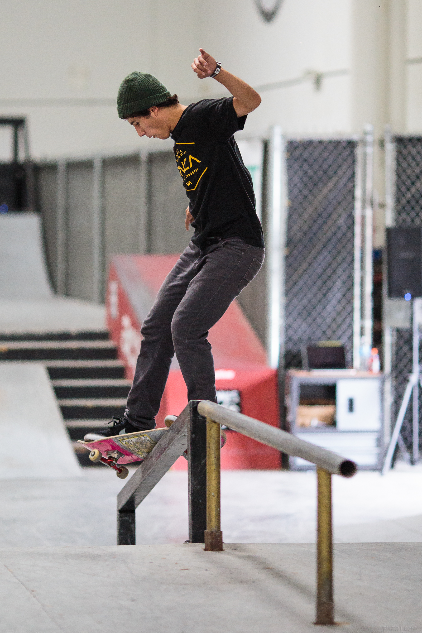 skate_raildown_fsfeeble.jpg
