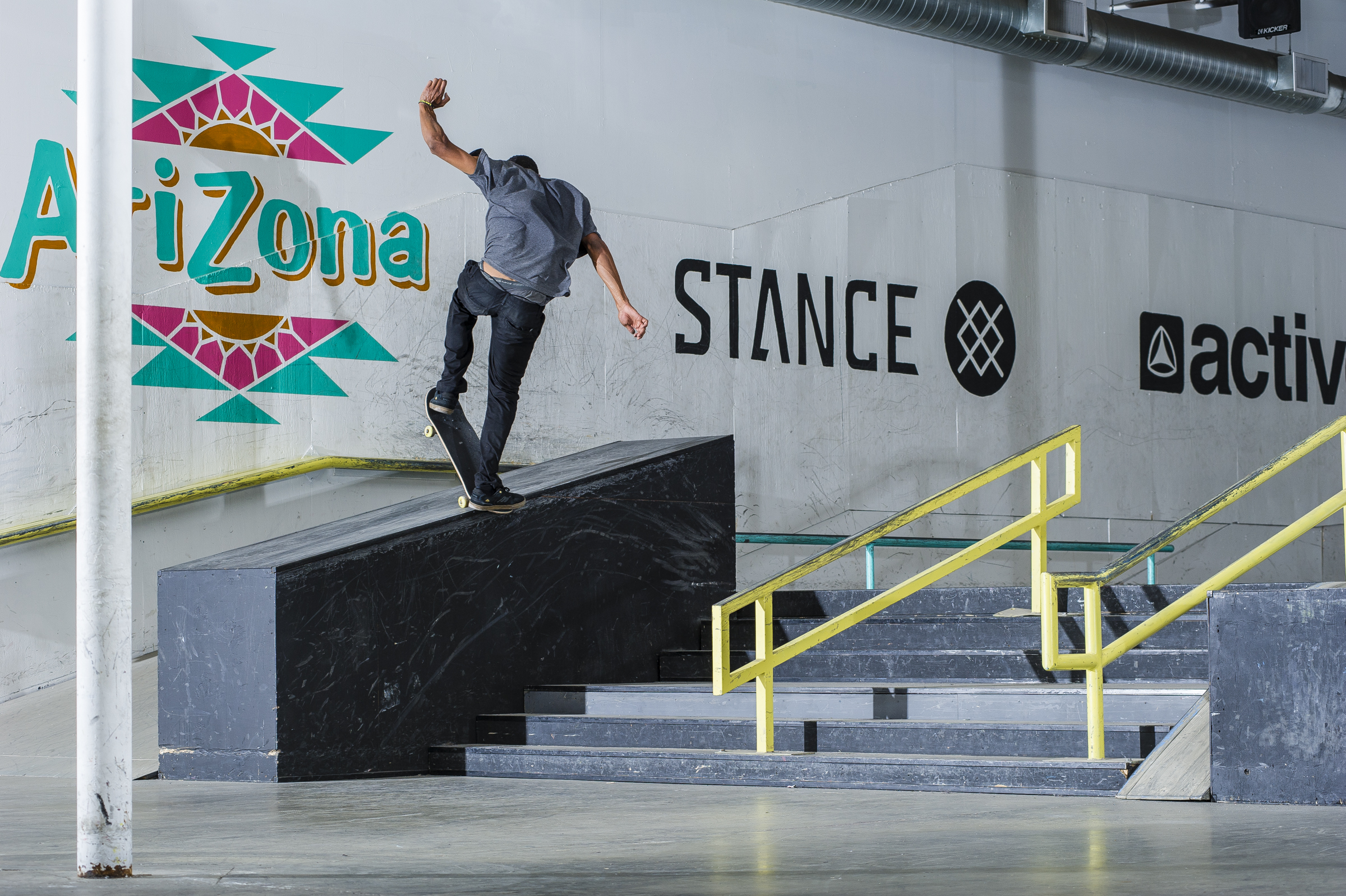 Robert Milas - frontside bluntslide to fakie!