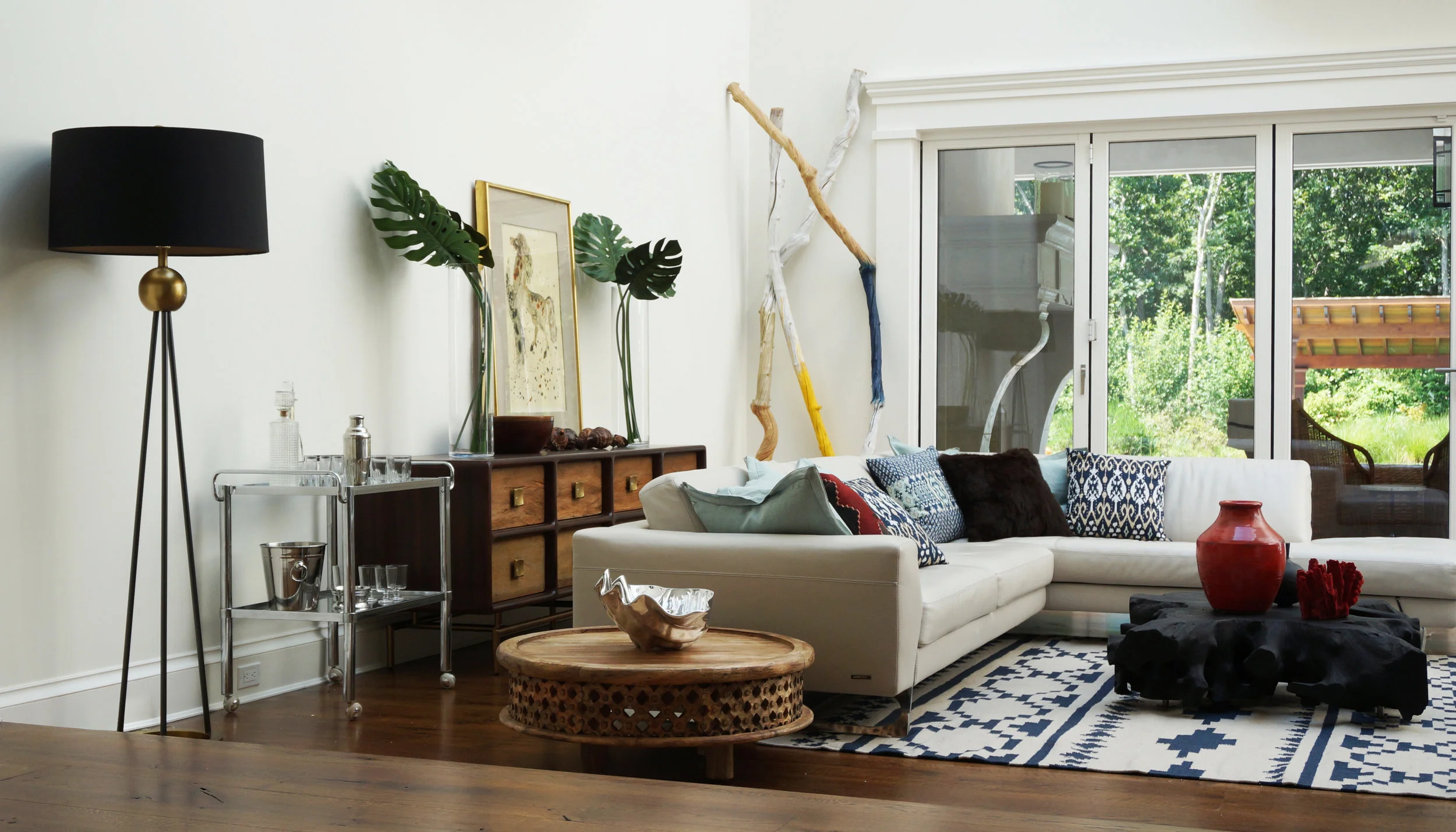 LIVING ROOM edit 6.jpg