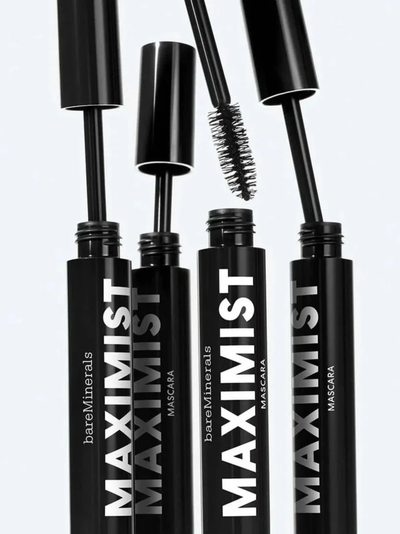 BAR209_Maximist_Mascara_Stylized_open_brush_HIRES300_sRGB.jpg