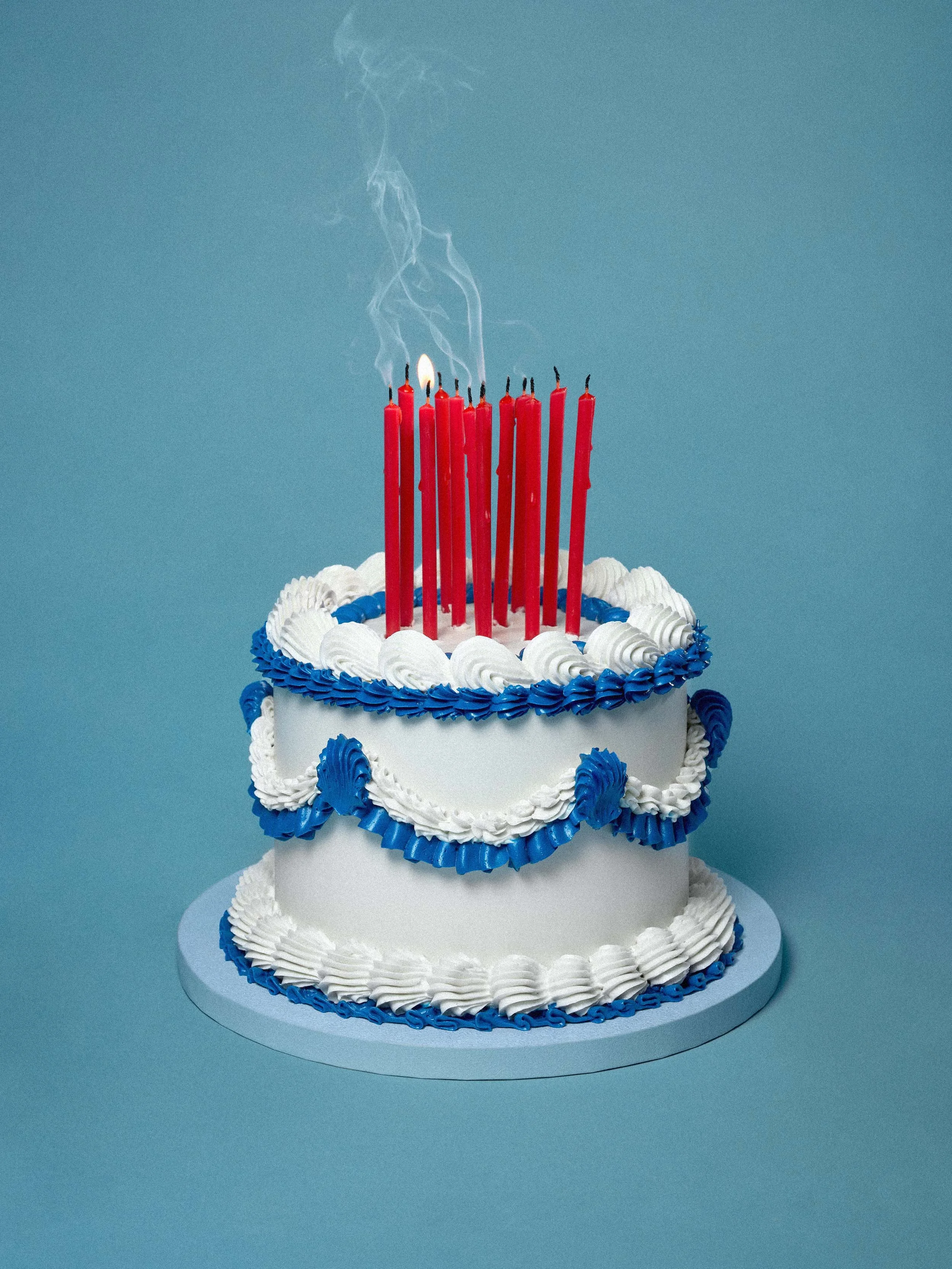 25TST1714_MAKE A WISH_CAKE_CANDLES_1523.jpg