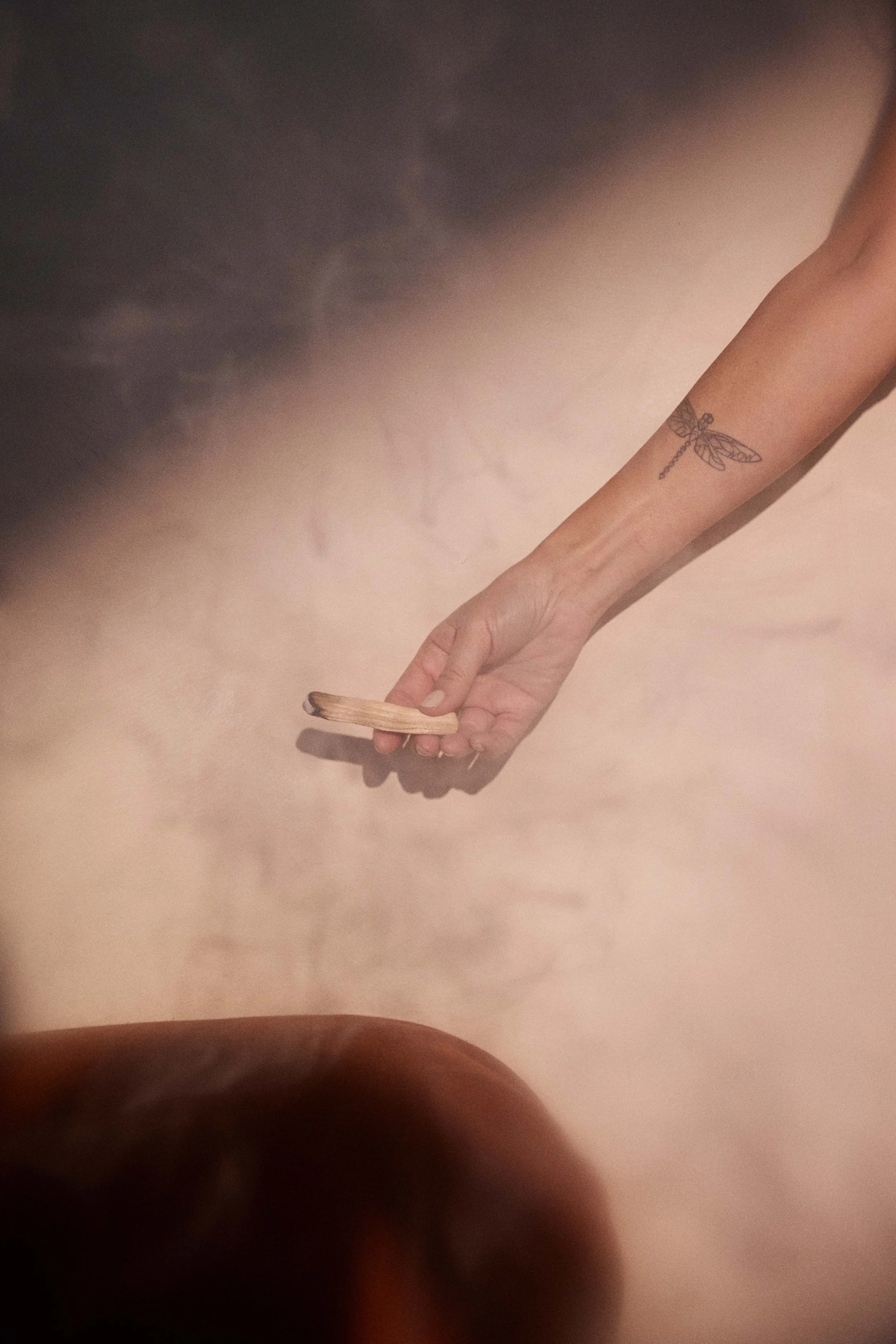 25TST1730_WELLNESS_ANNA_room set couch stick_0015.jpg