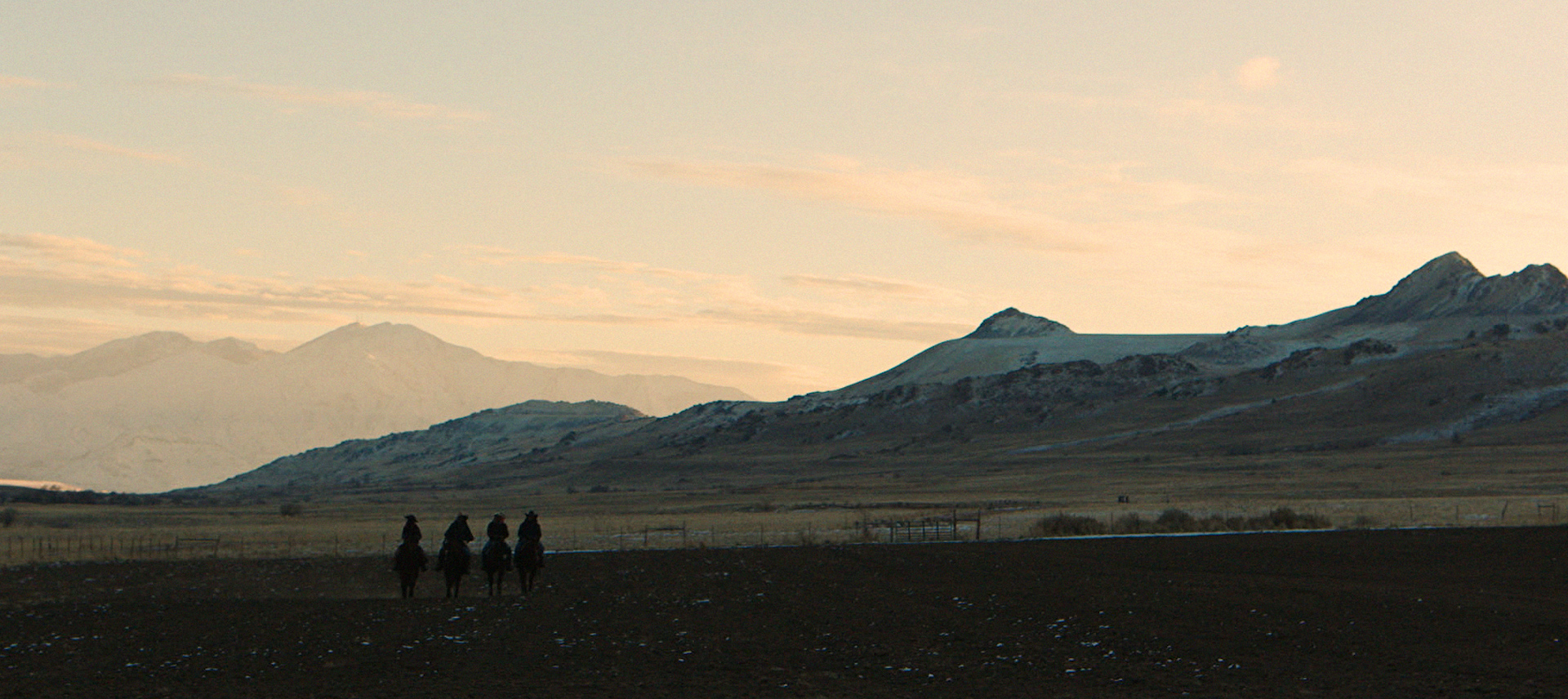 Utah - B-Unit Day 2.01_14_06_16.Still063.png
