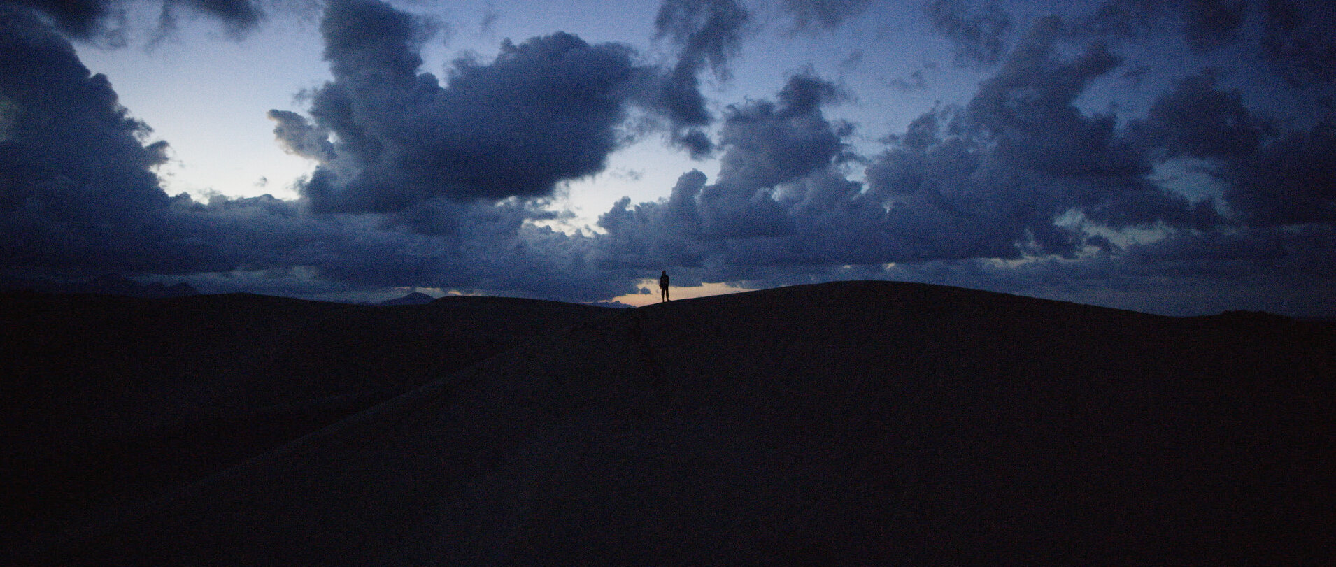 FOOTAGE.00_04_12_10.Still009.jpeg