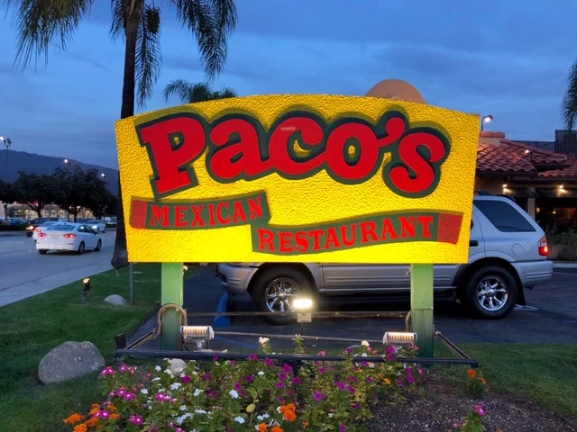 Lighted Outdoor Restaurant Sign