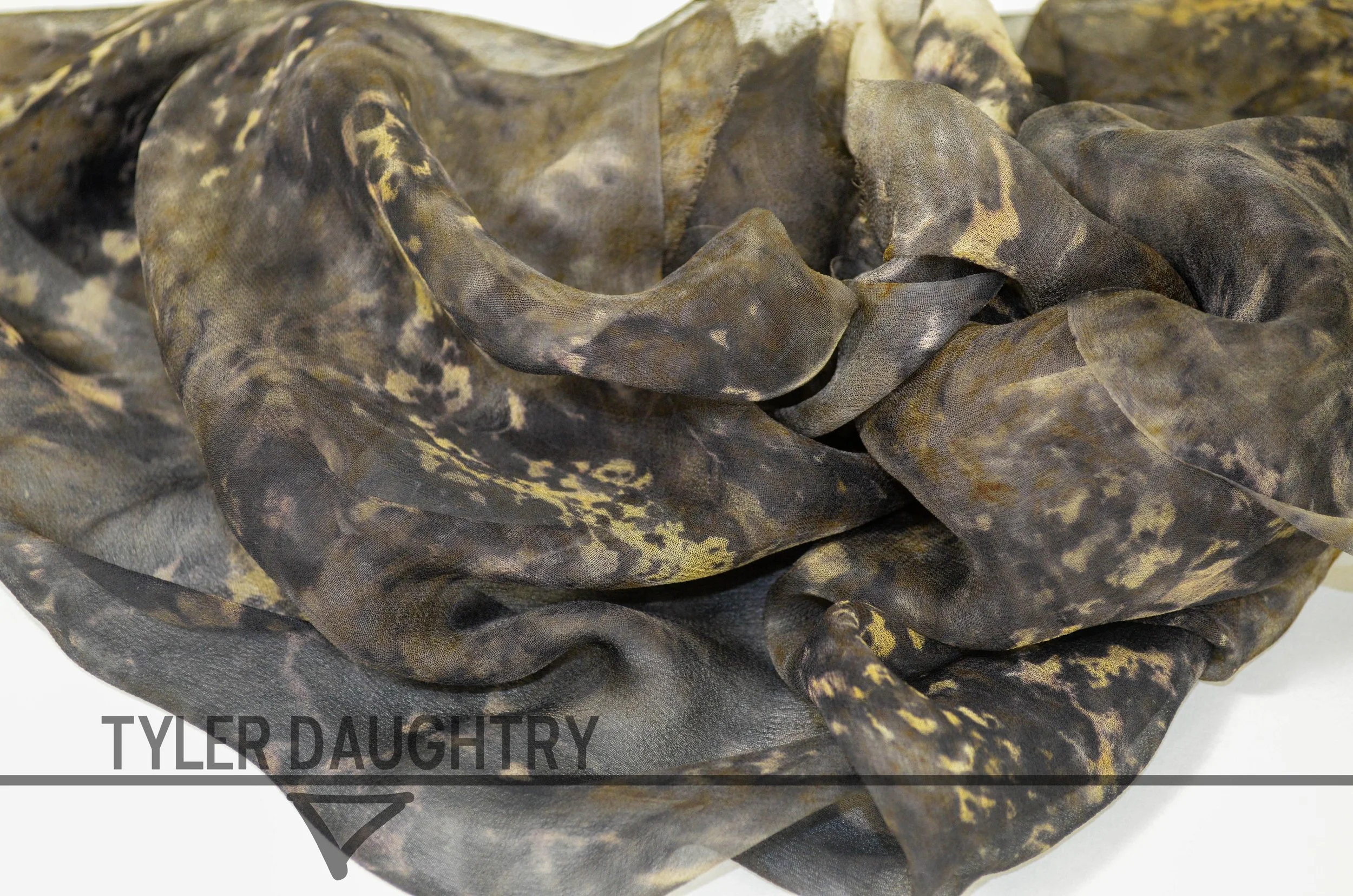 TDDBM-01 studio crumple-2 watermark.jpg