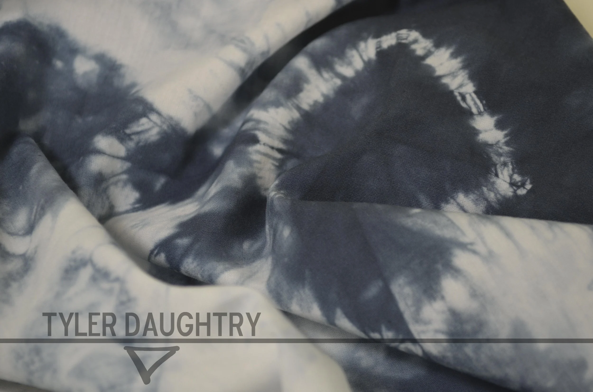 TDDCBR-01 CRUMPLE 1 watermark.jpg