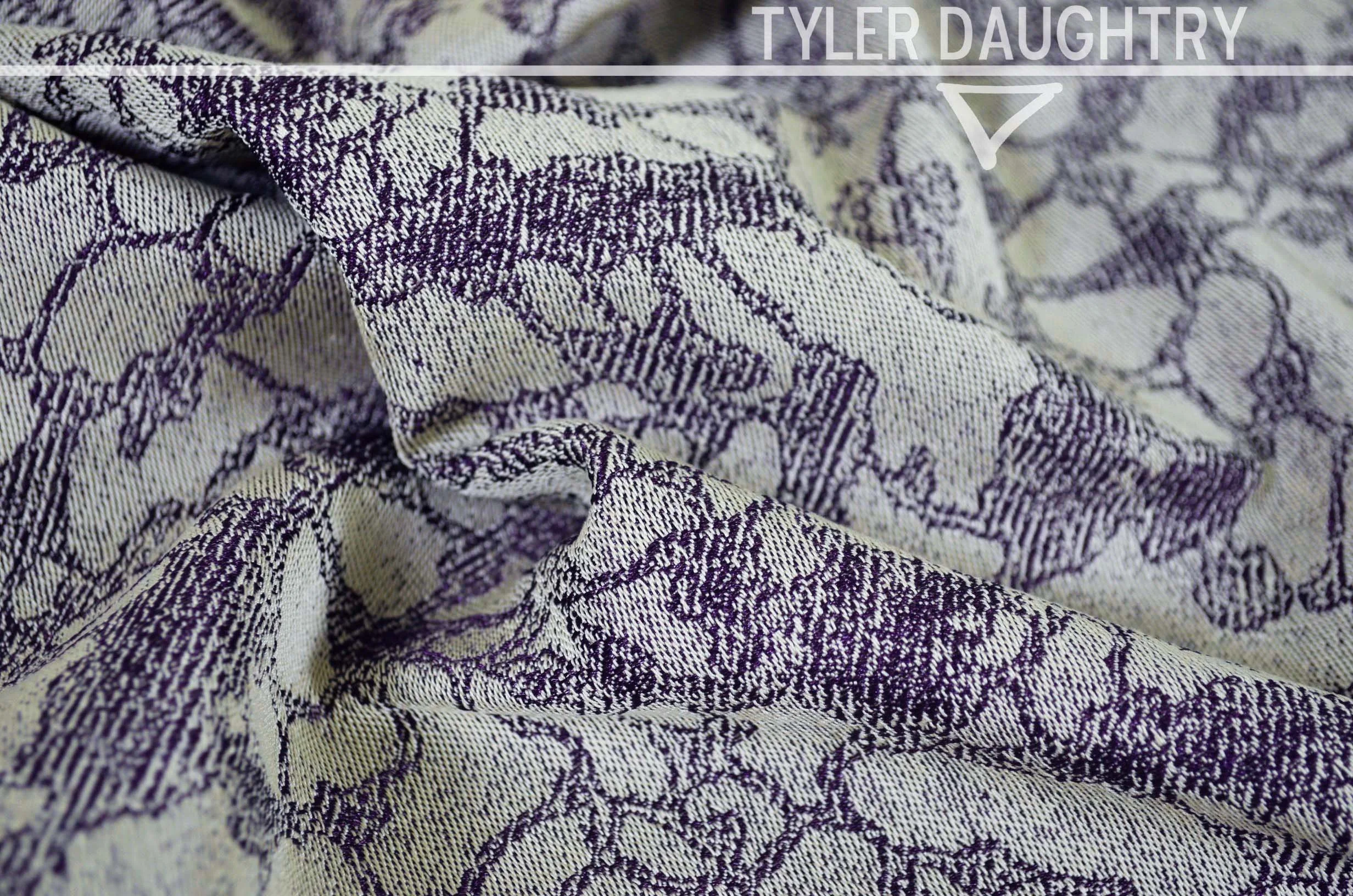 TDDDSOTM-05 crumple front 9 watermark.jpg