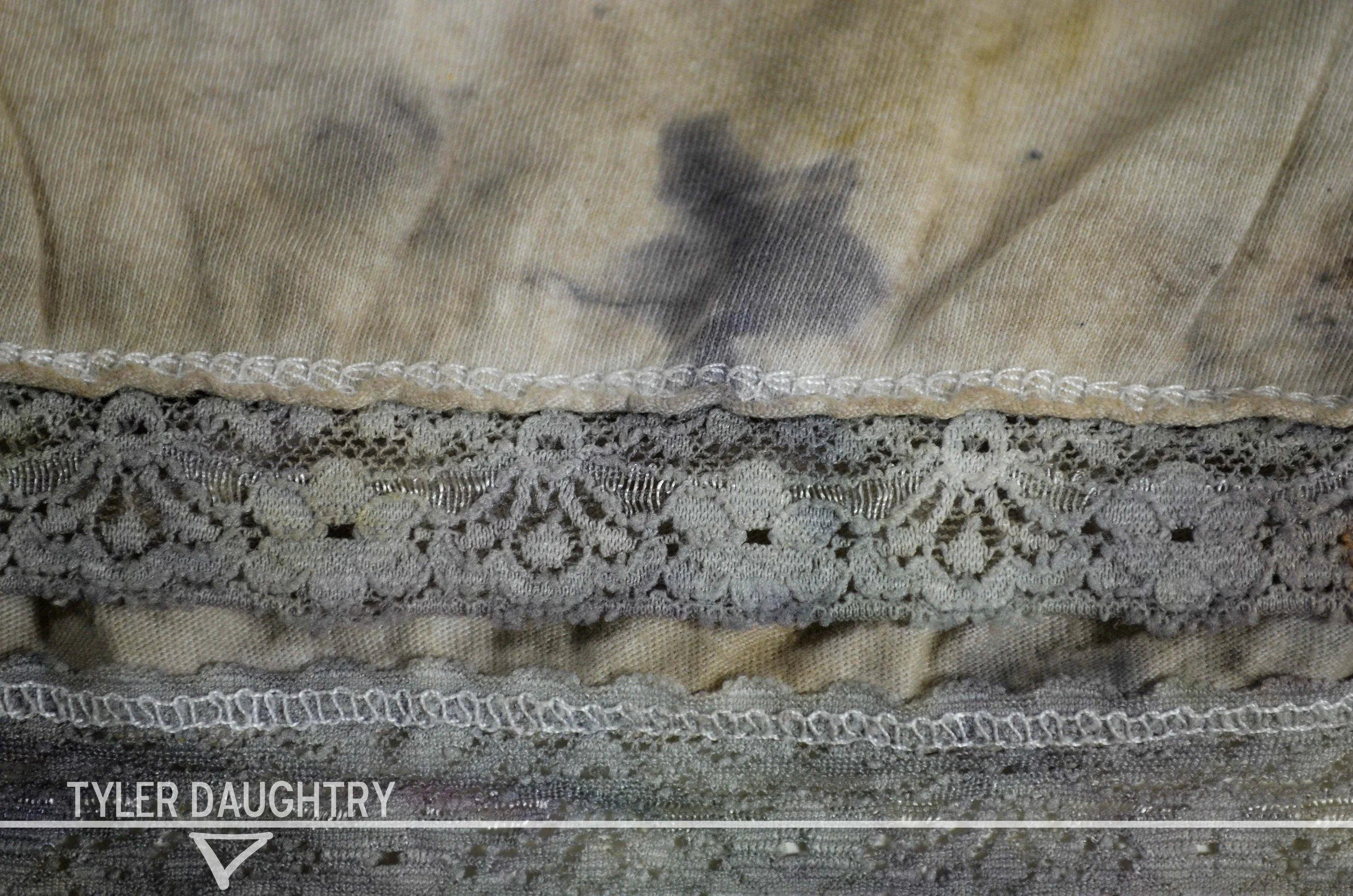 TDDE2-01 studio flat detail-7 watermark.jpg