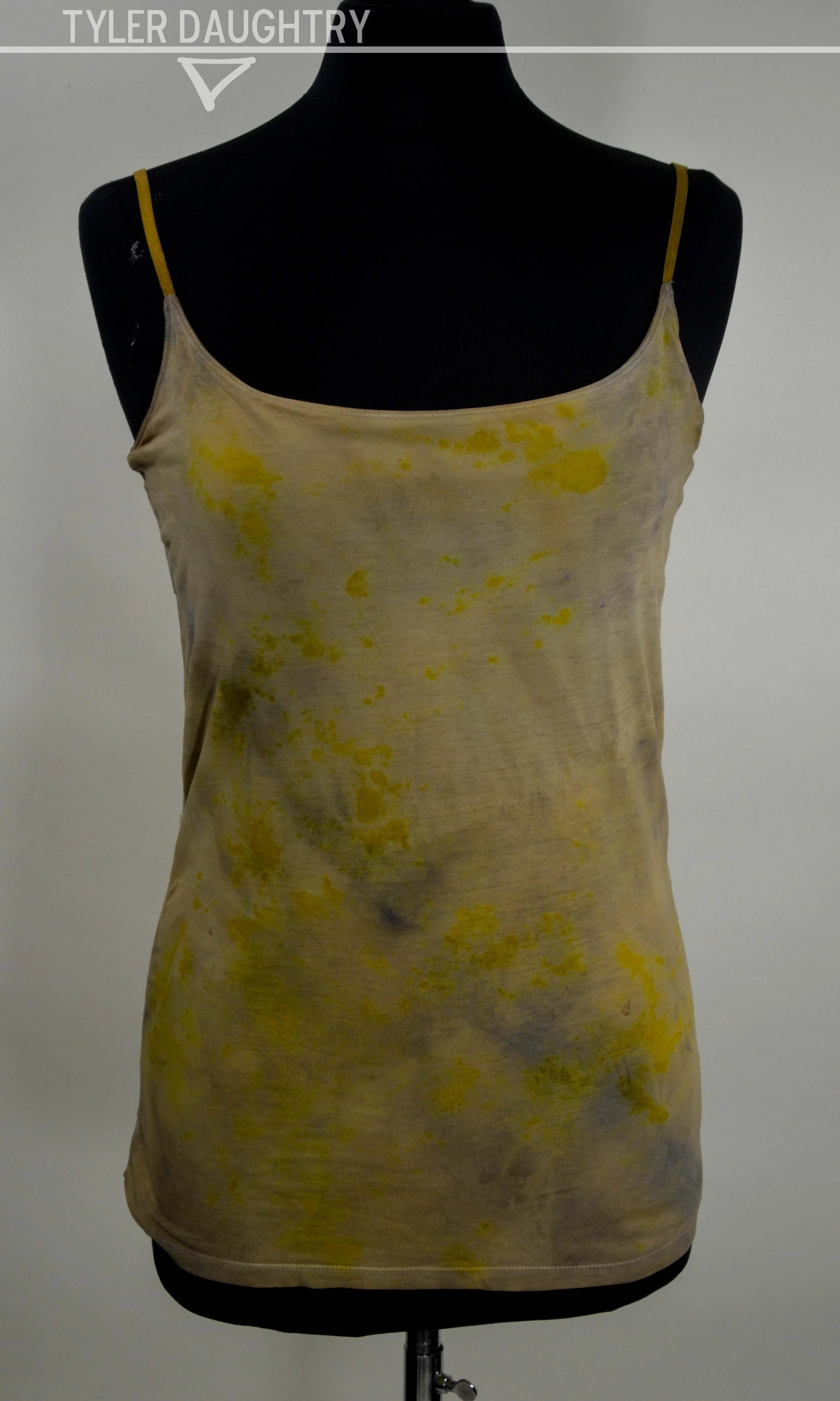TDDE2-03 studio body full-1 watermark.jpg