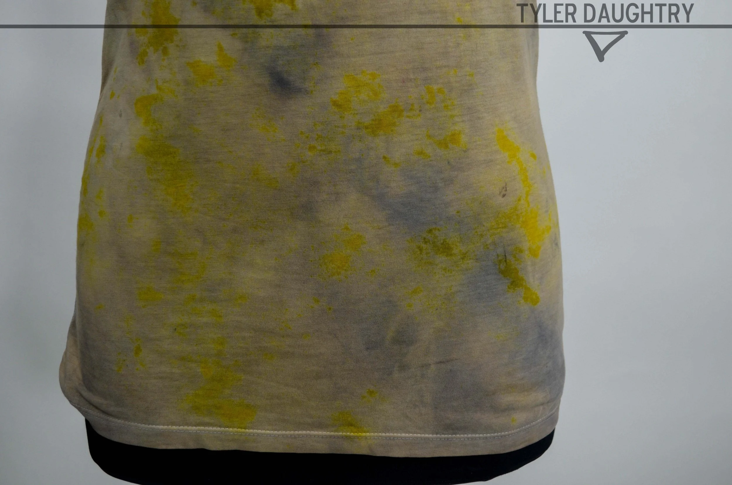 TDDE2-03 studio body zoom-3 watermark.jpg