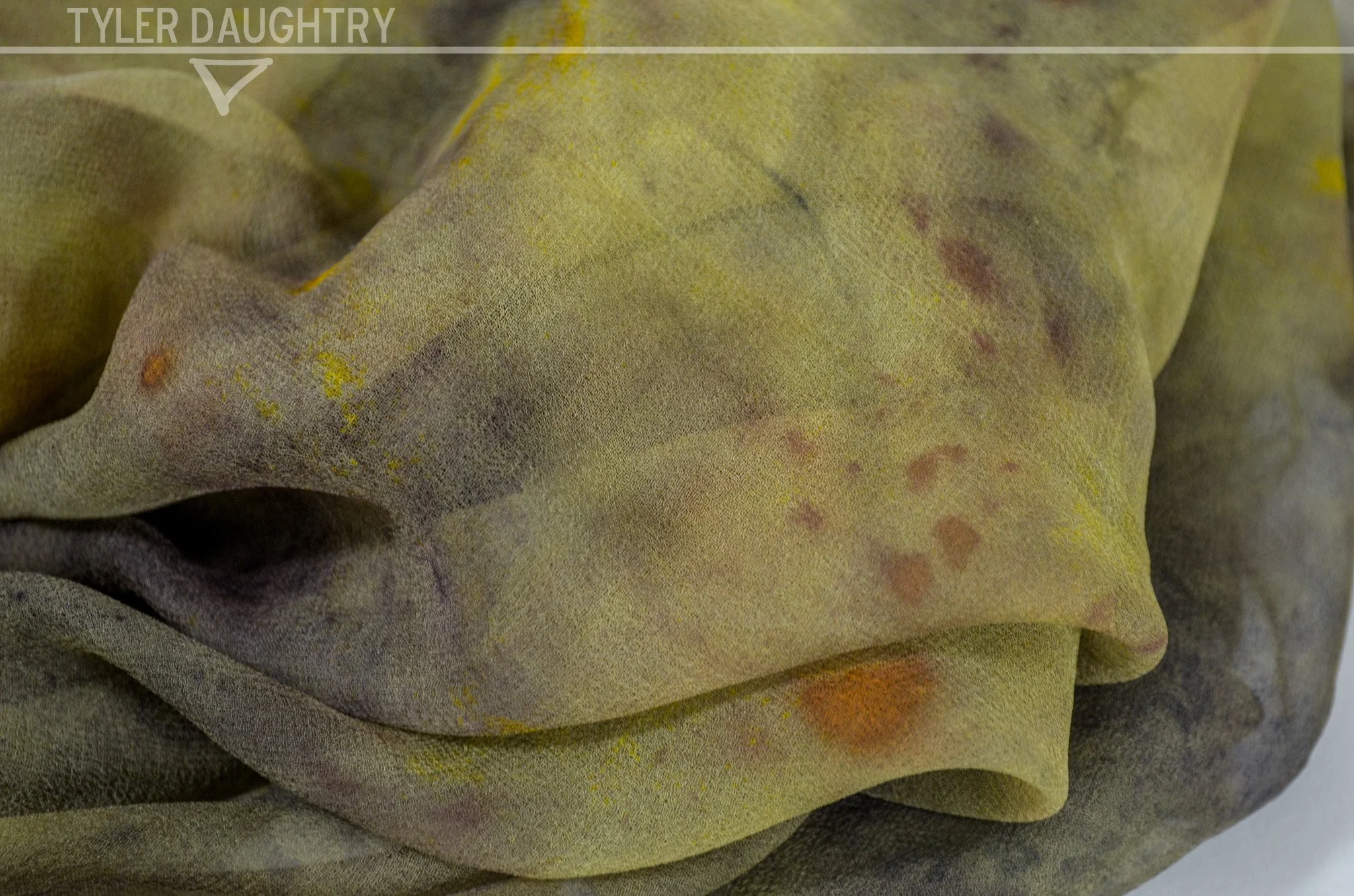 TDDL-02 studio green crumple (2 of 7)-2 watermark.jpg