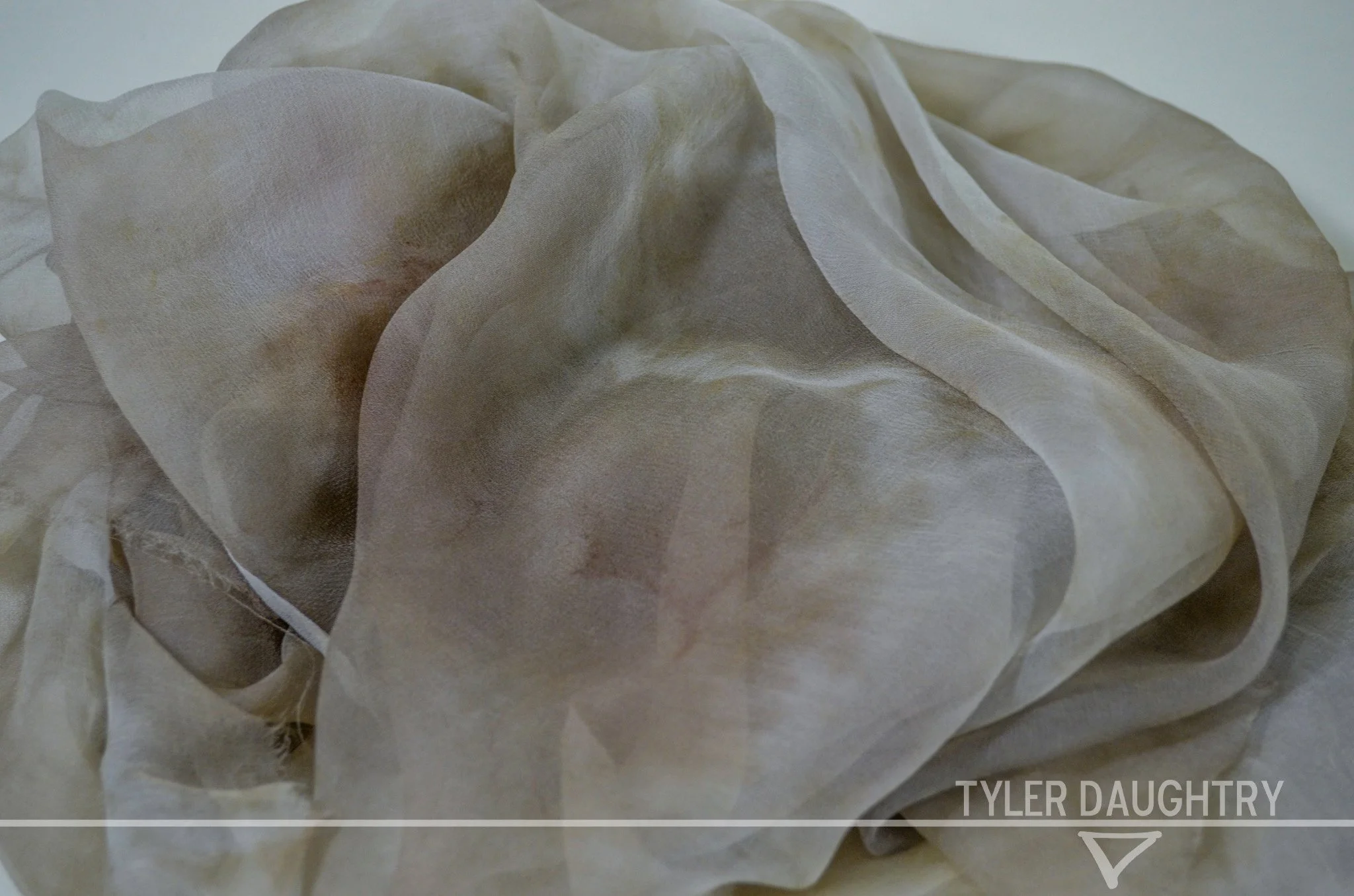 TDDL-03 studio grey crumple (1 of 7)-2 watermark.jpg