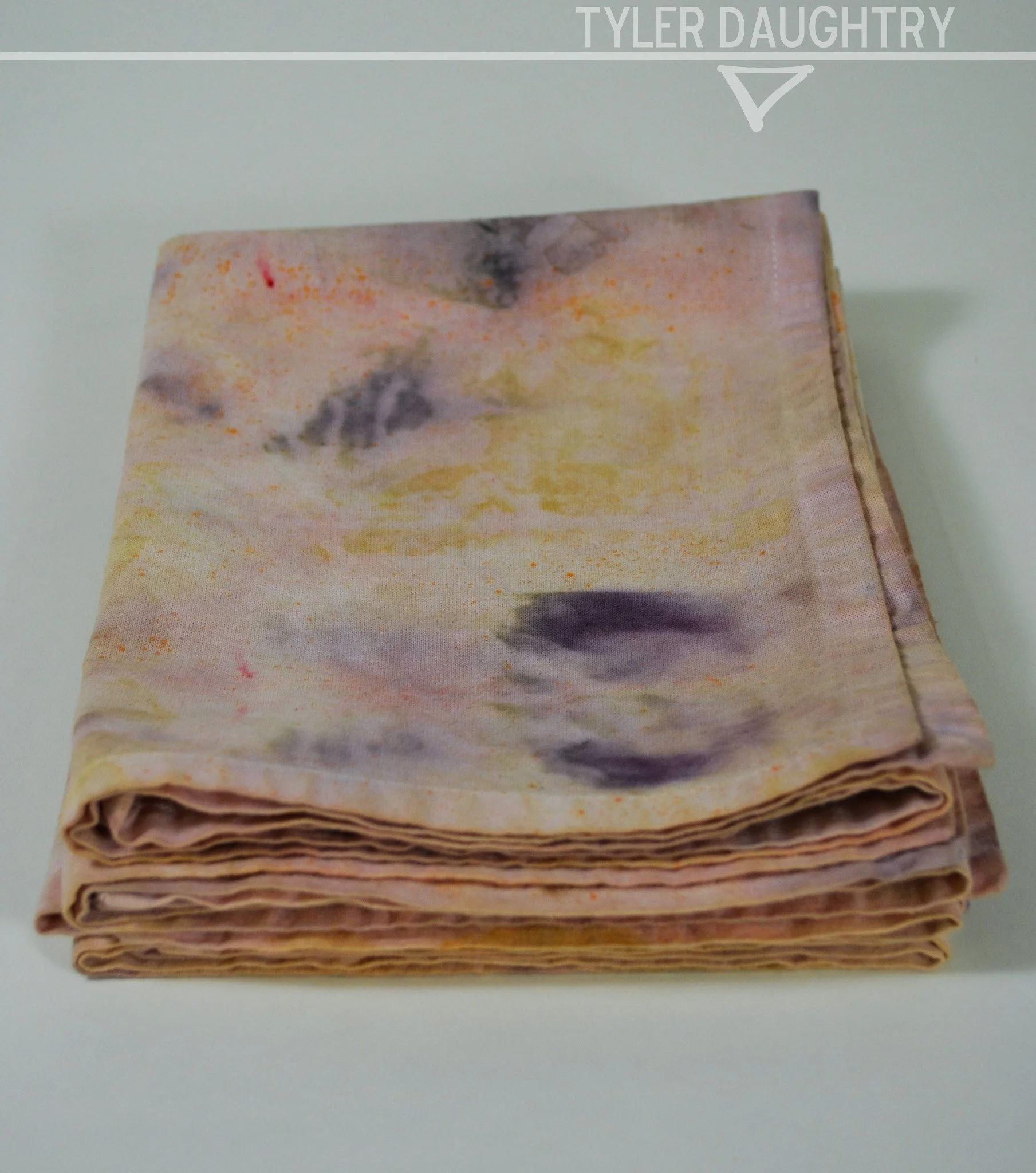 TDDLUY-01 studio fold full 1-2 watermark.jpg