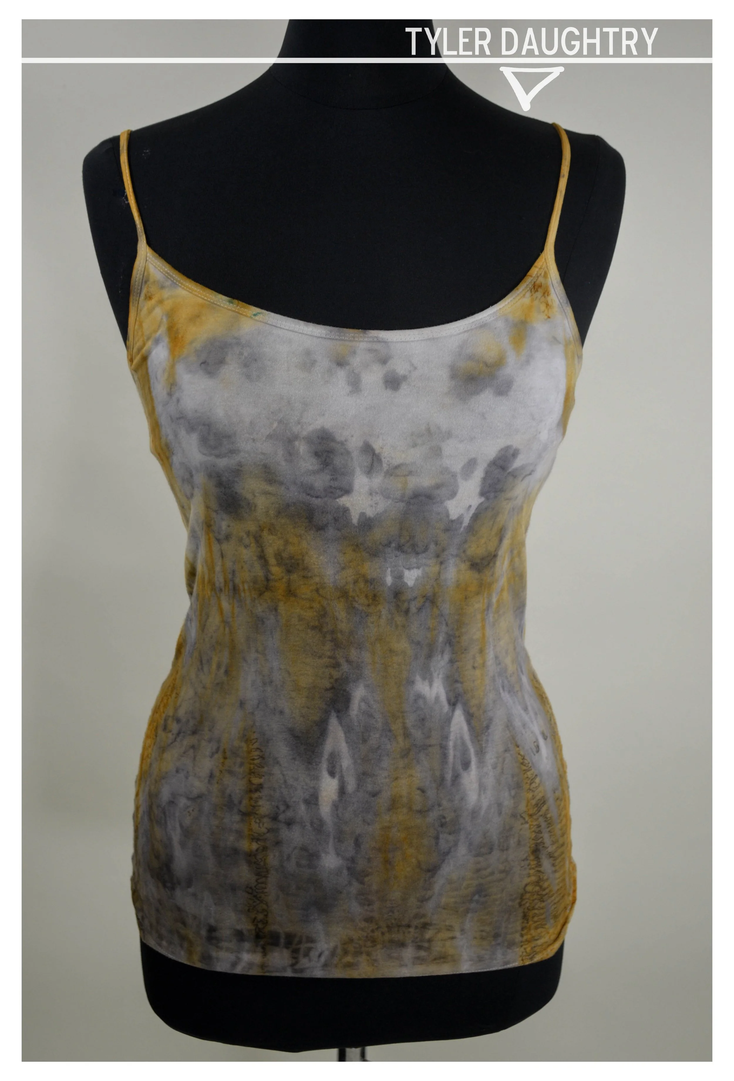 TDDE2-02 studio body full-1 watermark.jpg