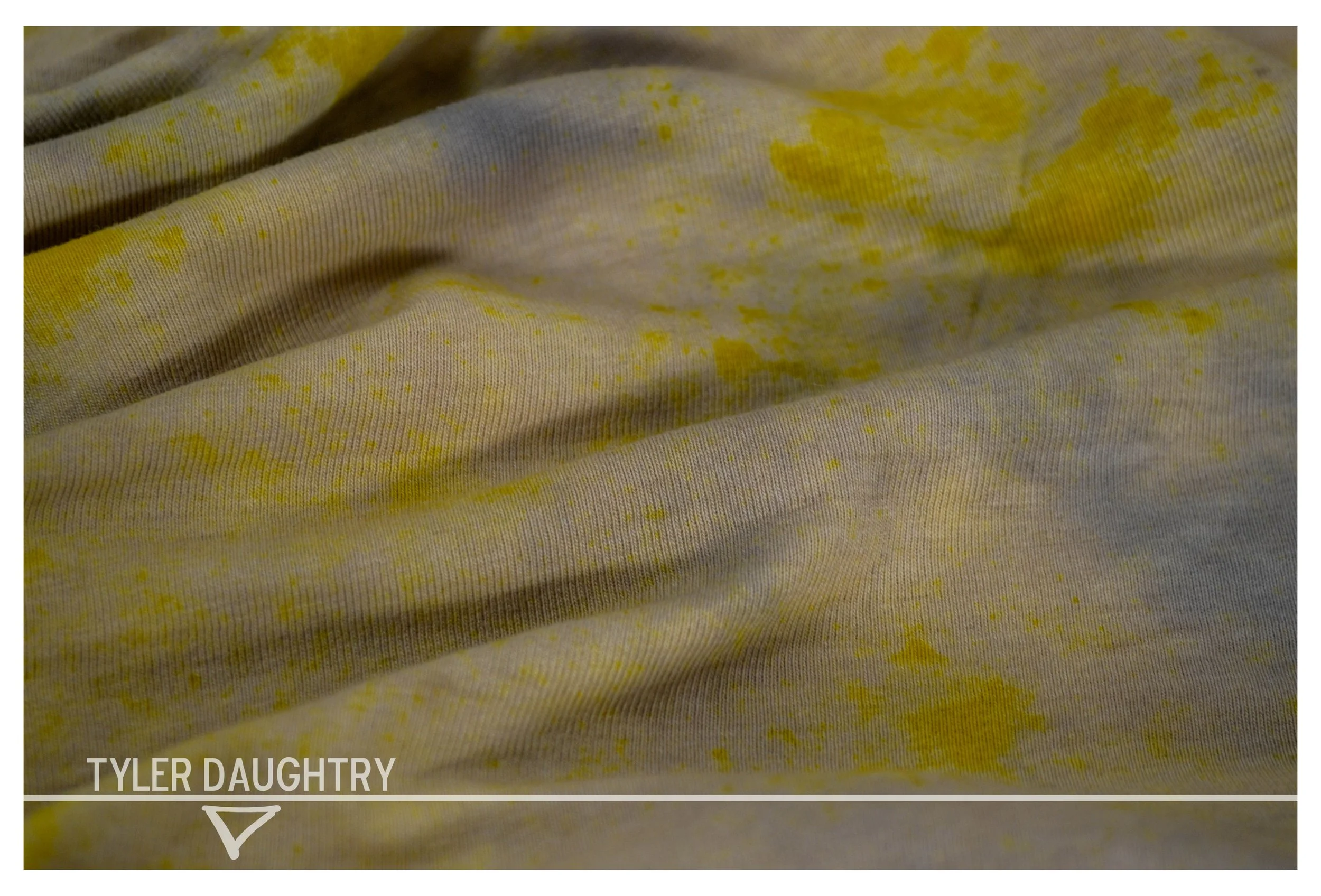 TDDE2-03 studio crumple-6 watermark.jpg