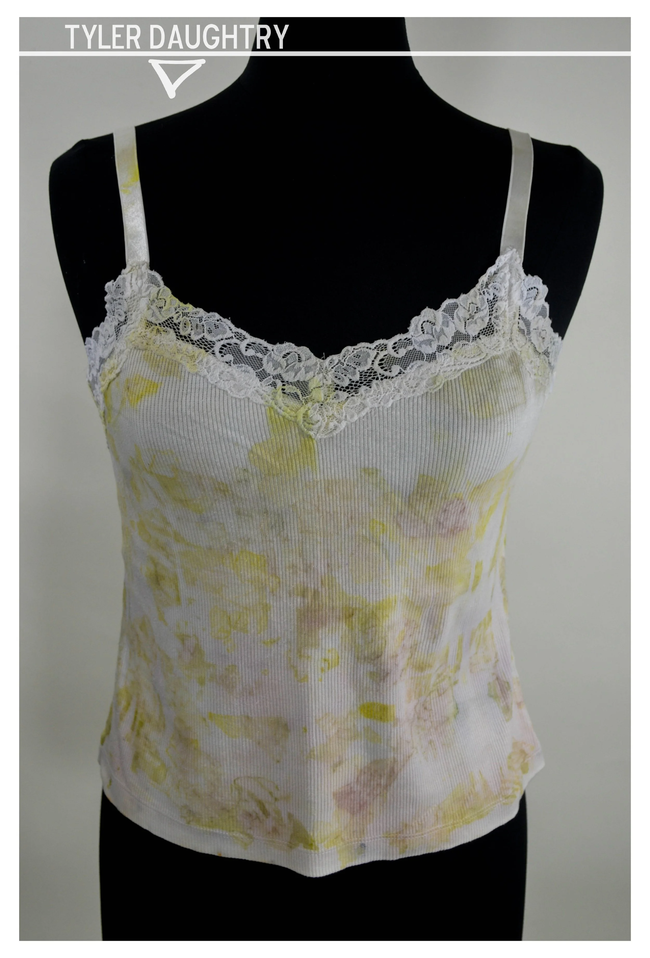 TDDE2-04 studio body full-1 watermark.jpg