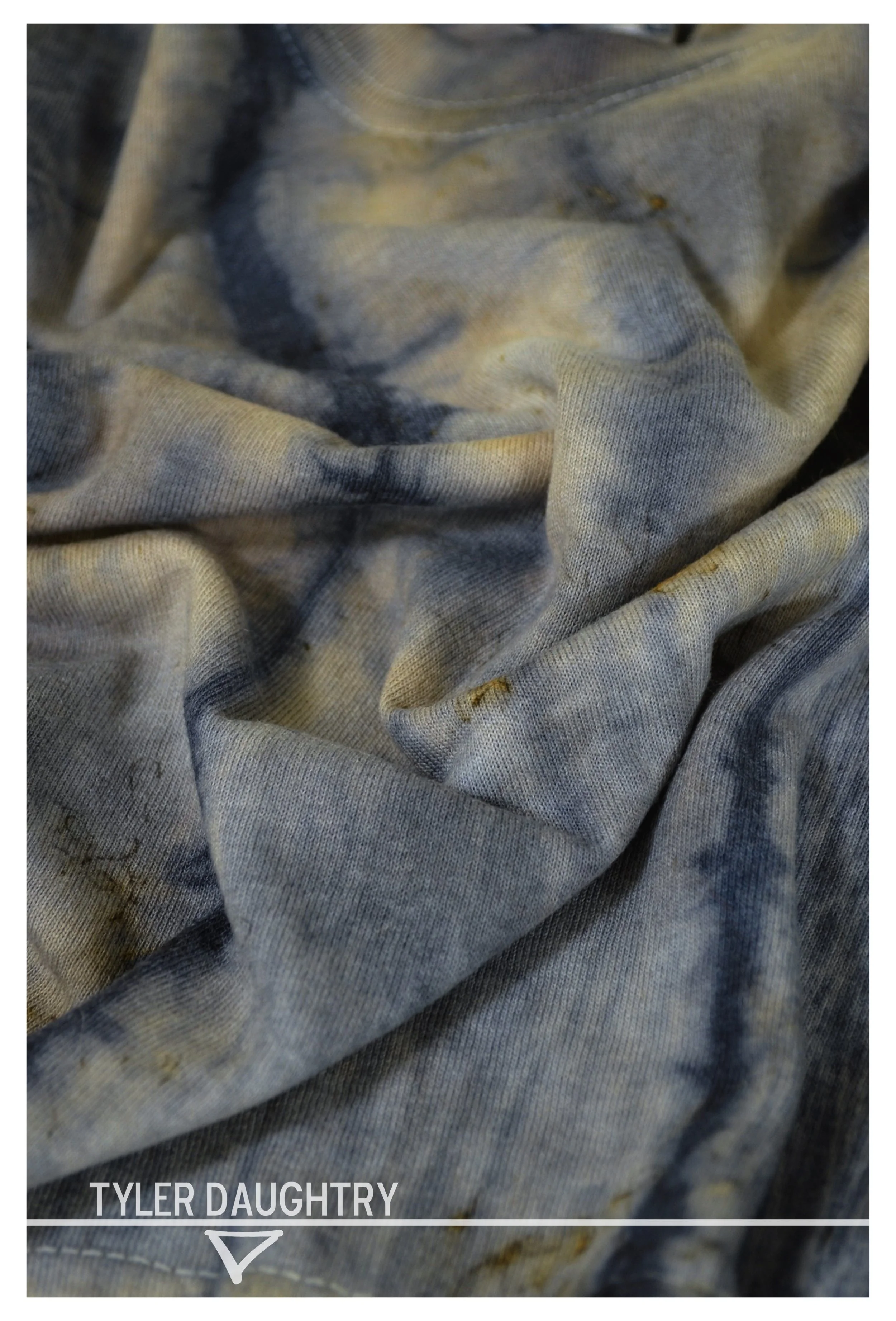 TDDLTS-01 crumple 7-2 watermark.jpg