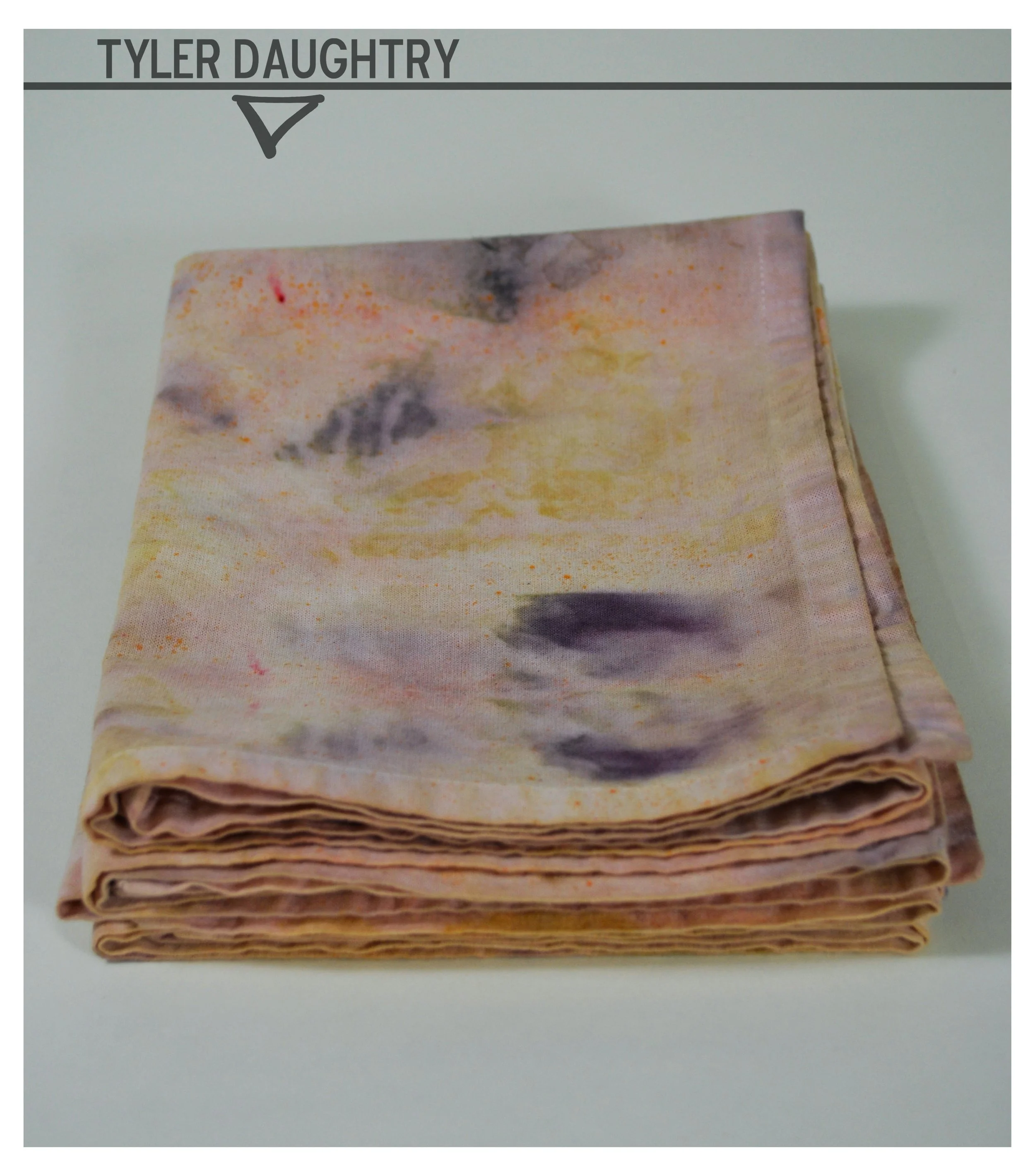 TDDLUY-01 studio fold full 1-2 watermark.jpg