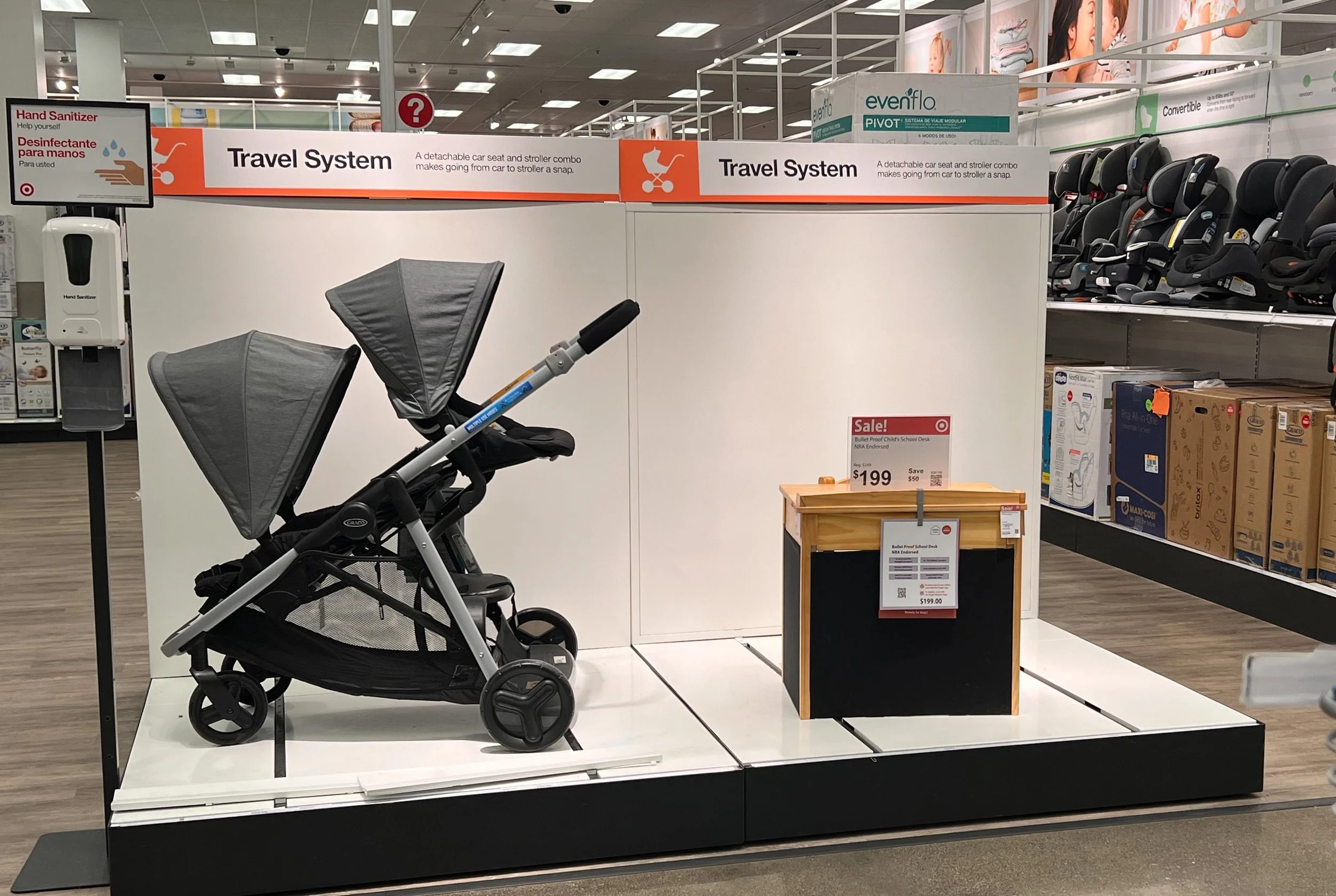 Plastic Jesus Street art