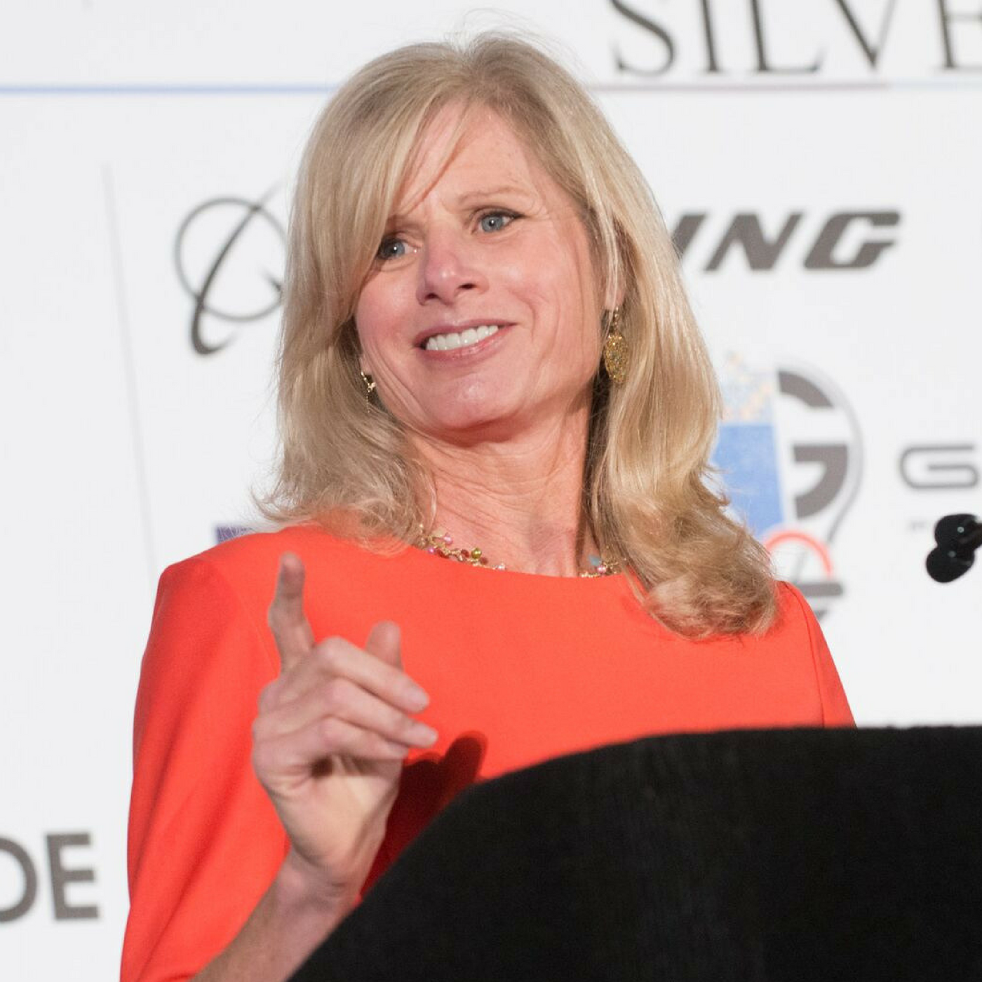 the-real-female-entrepreneur-podcast-interview-with-mary-burke-episode-223-best-podcasts-for-new-female-entrepreneurs.png