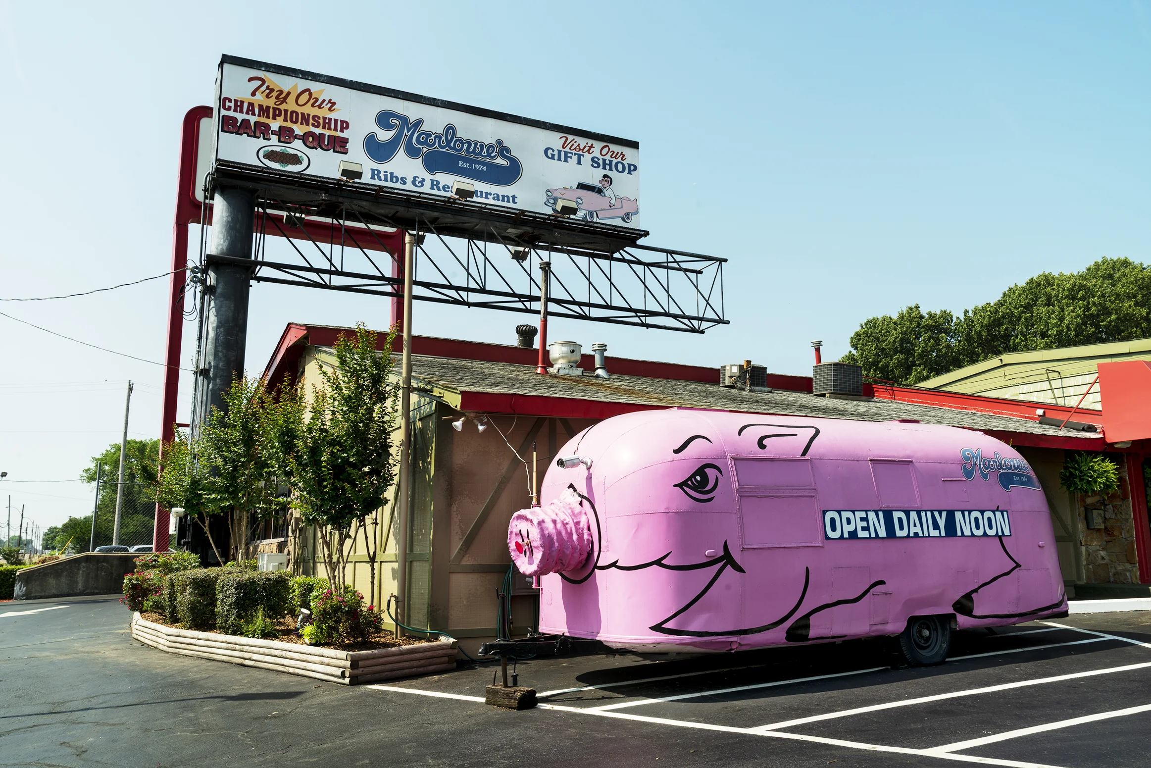 Marlowe’s Pink Pig, Memphis 2018