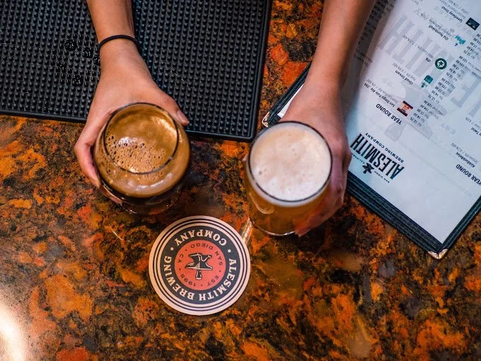 CORNELL IVY+ HAPPY HOUR &amp; NETWORKING PUB NIGHT