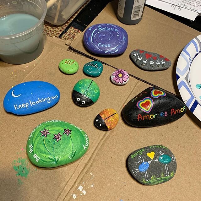 More #kindness rocks 😊🎨❤️ #thekindnessrocksproject #lifethroughlensesandlines #denver #putartinyouryard