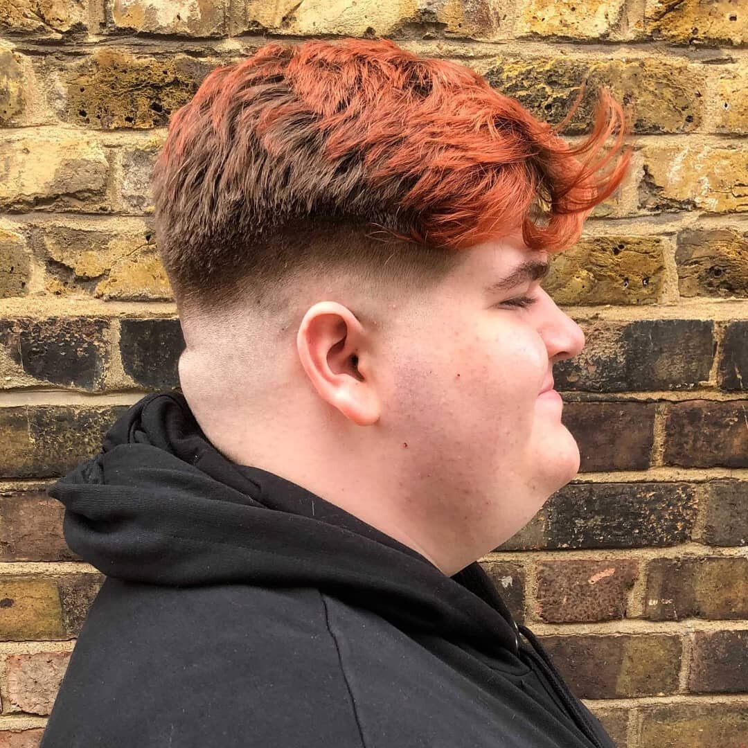 Brilliant 'before and after' shots of the lovely James! Cut by Joshua 😁
.
.
.
.
.
.
.
#queersalon #dontpayextraforyourgender  #queerhair #queerbarbers #queerbarber #queerhairstylist  #genderneutralpricing #shorthaircuts #shorthairideas #hackneyhaird