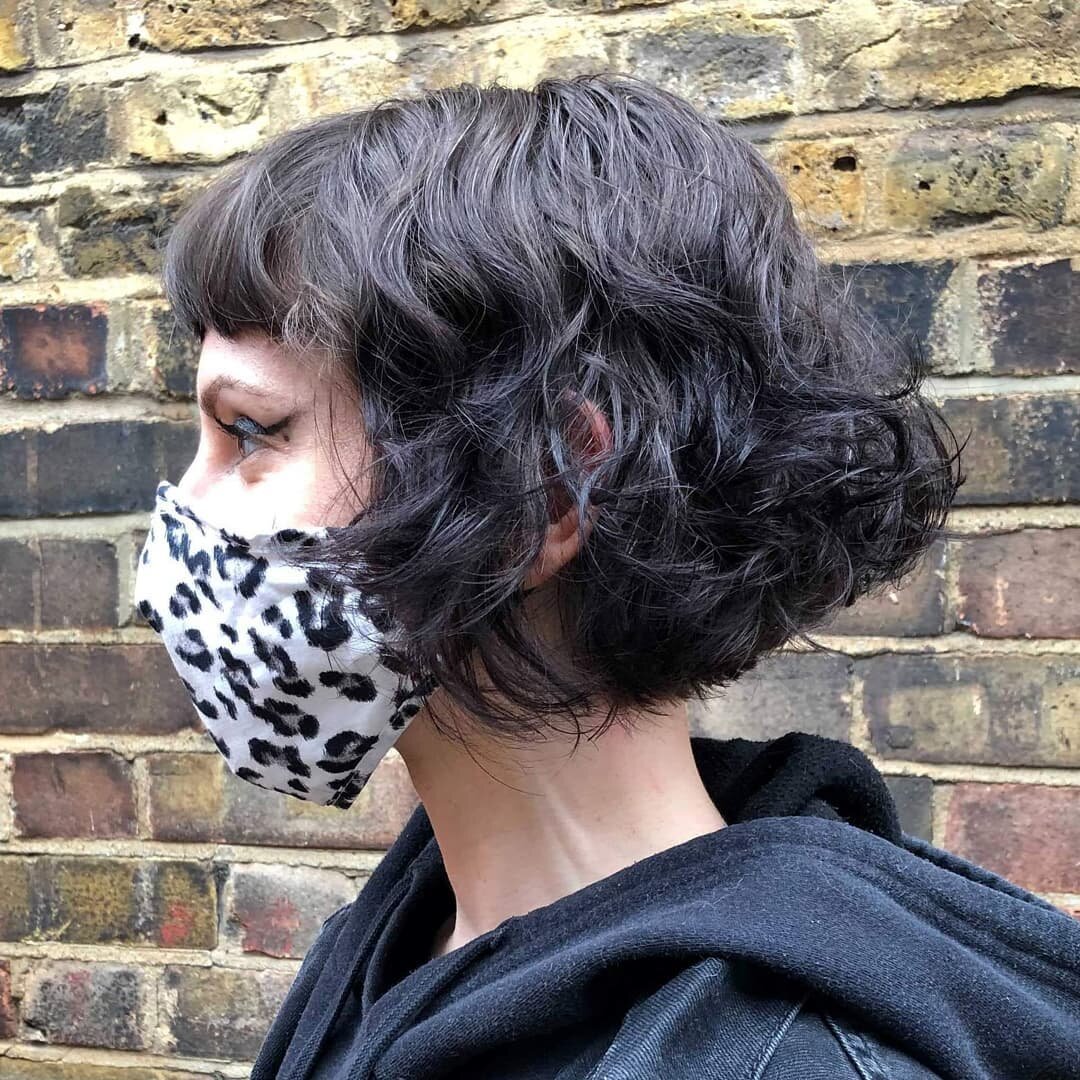 Kiki popped in to see Joshua for this cute and playful bob that really shows off her curls! 
She&rsquo;s also promised to help Joshua with his Italian... Bellissima!
.
.
.
.
.
.
#queersalon #dontpayextraforyourgender&nbsp; #bobhairstyles #bobhaircut 