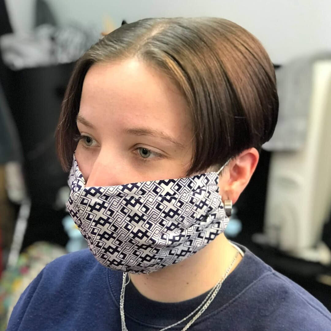 Loads of you are asking for this 90's boyband style right now and we are so here for it! Check out the awesome Jo rocking this nostalgic andro look, cut by Anna!
.
.
.
.
.
.
.
#90sboyband #90shairstyle #90shair #90sstyle  #genderneutralhair #genderne