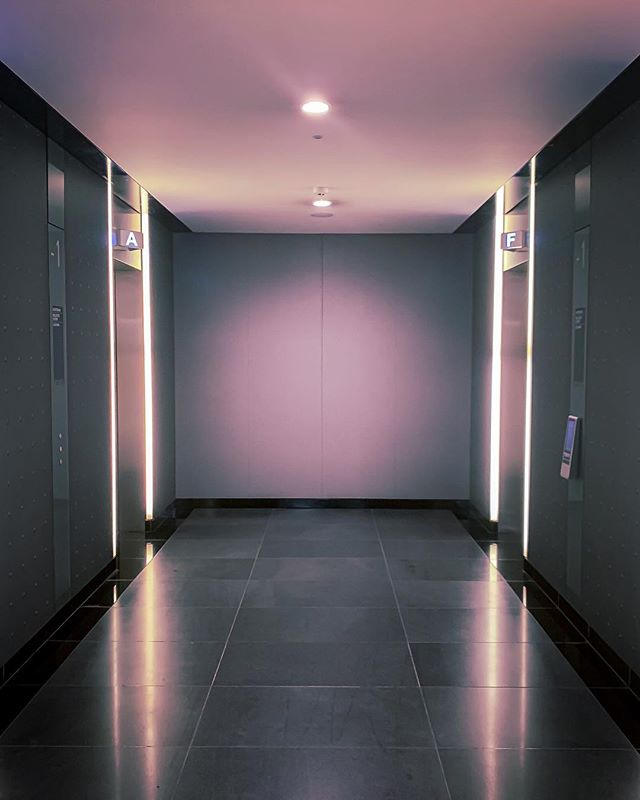 A few shots from one of our ongoing commercial refurbishment projects to multiple floors throughout the building. SCROLL ACROSS FOR MORE! builder #buildersofig #refurbishment #commercialbuilder #tiles #lighting #lift #construction