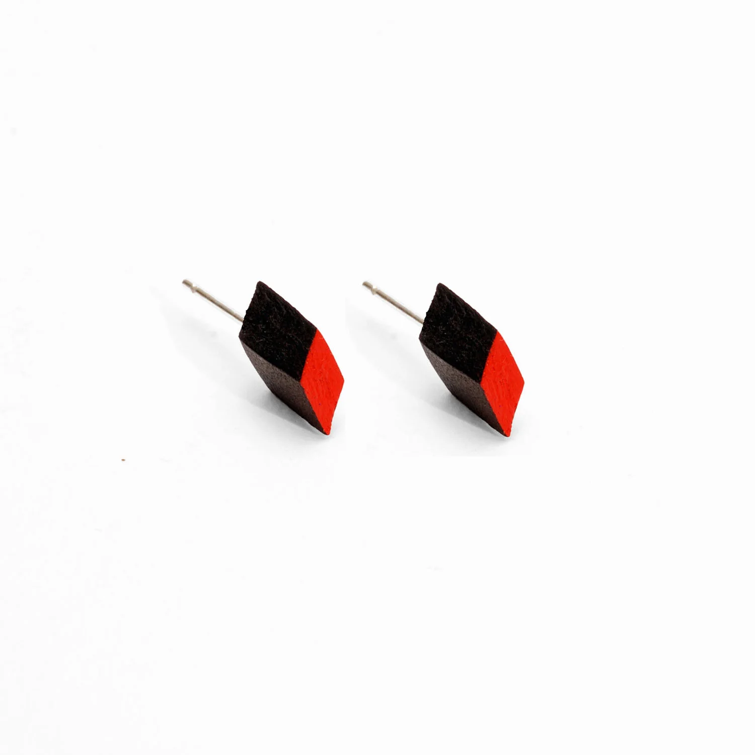 DIAMOND STUDS - BLACK & RED