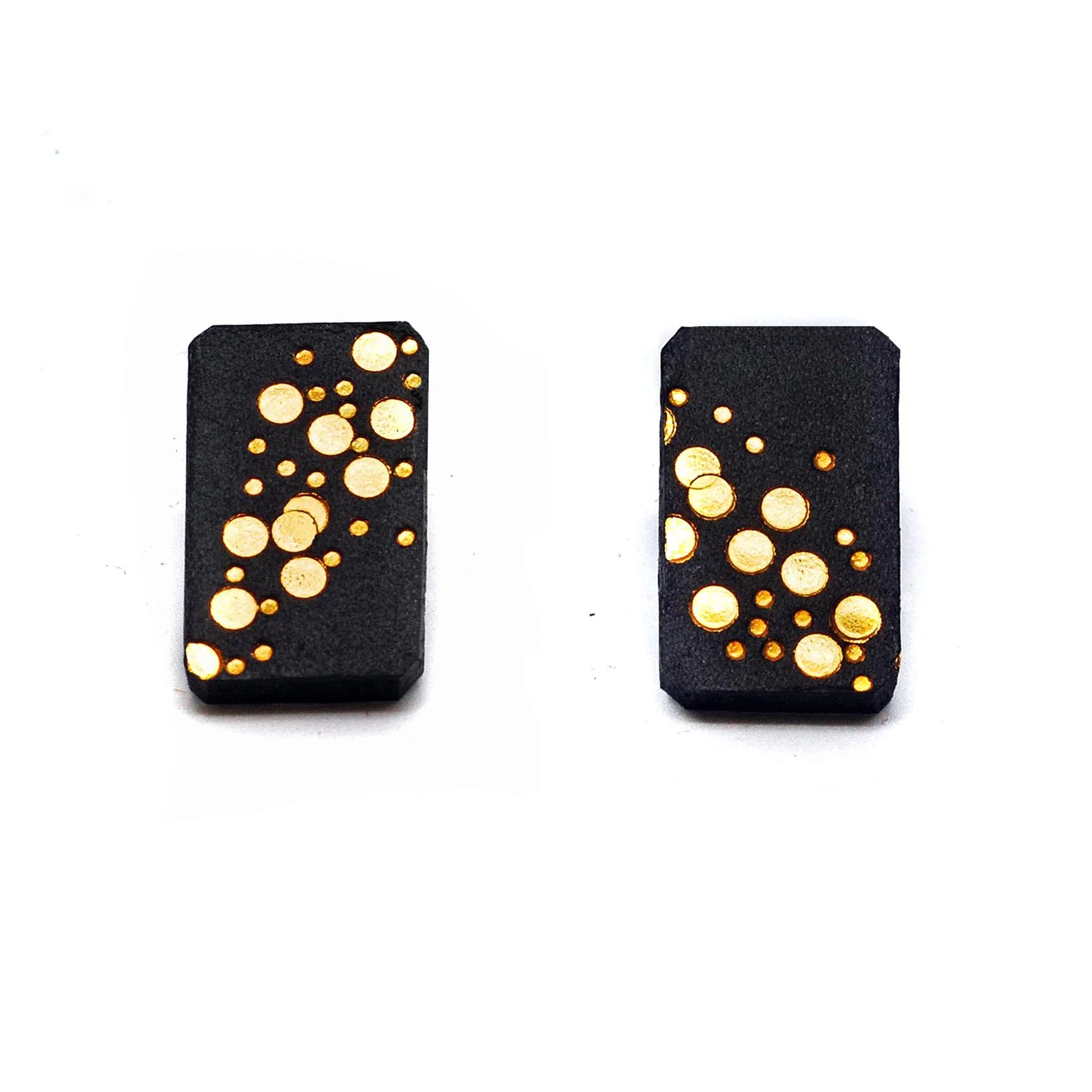 FREEHAND RECTANGULAR STUDS - DOTS