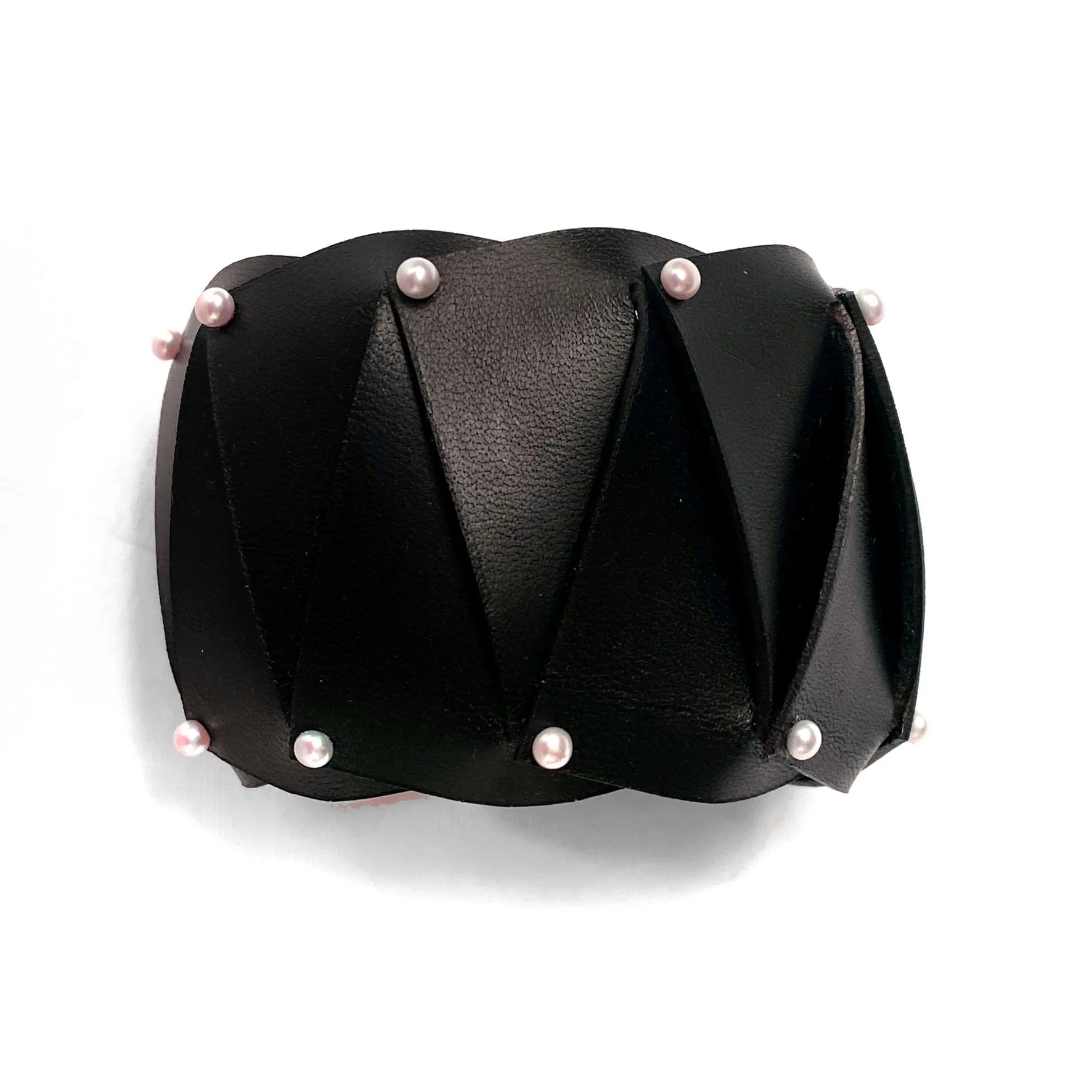 CUNARD PEARL CUFF